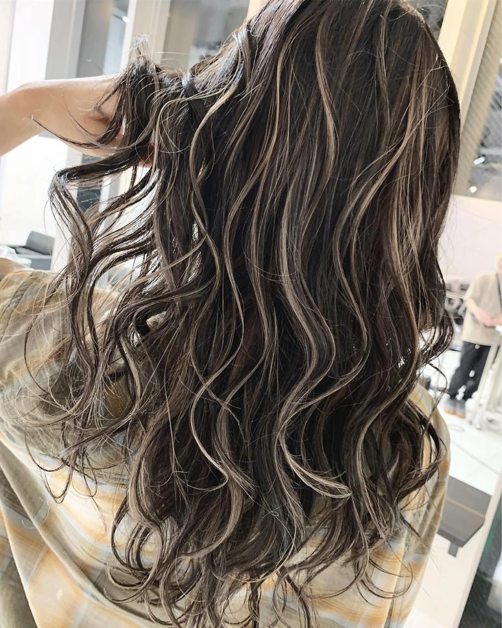 ロング カラー ヘアアレンジ 阿部 圭悟のヘアスタイル