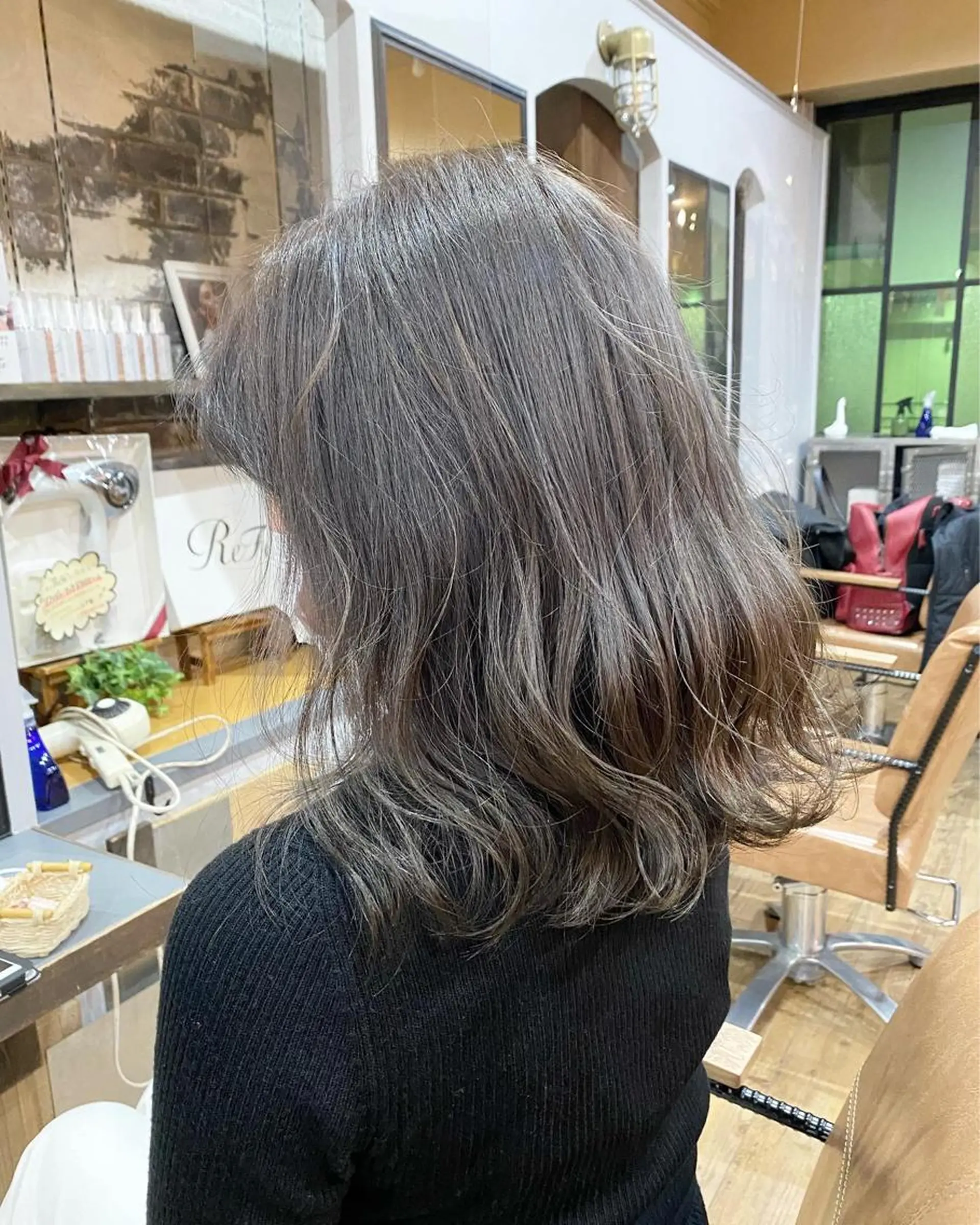ミディアム ヘアカラー トリートメント SHIAN✂️ 立川店たくのヘアスタイル