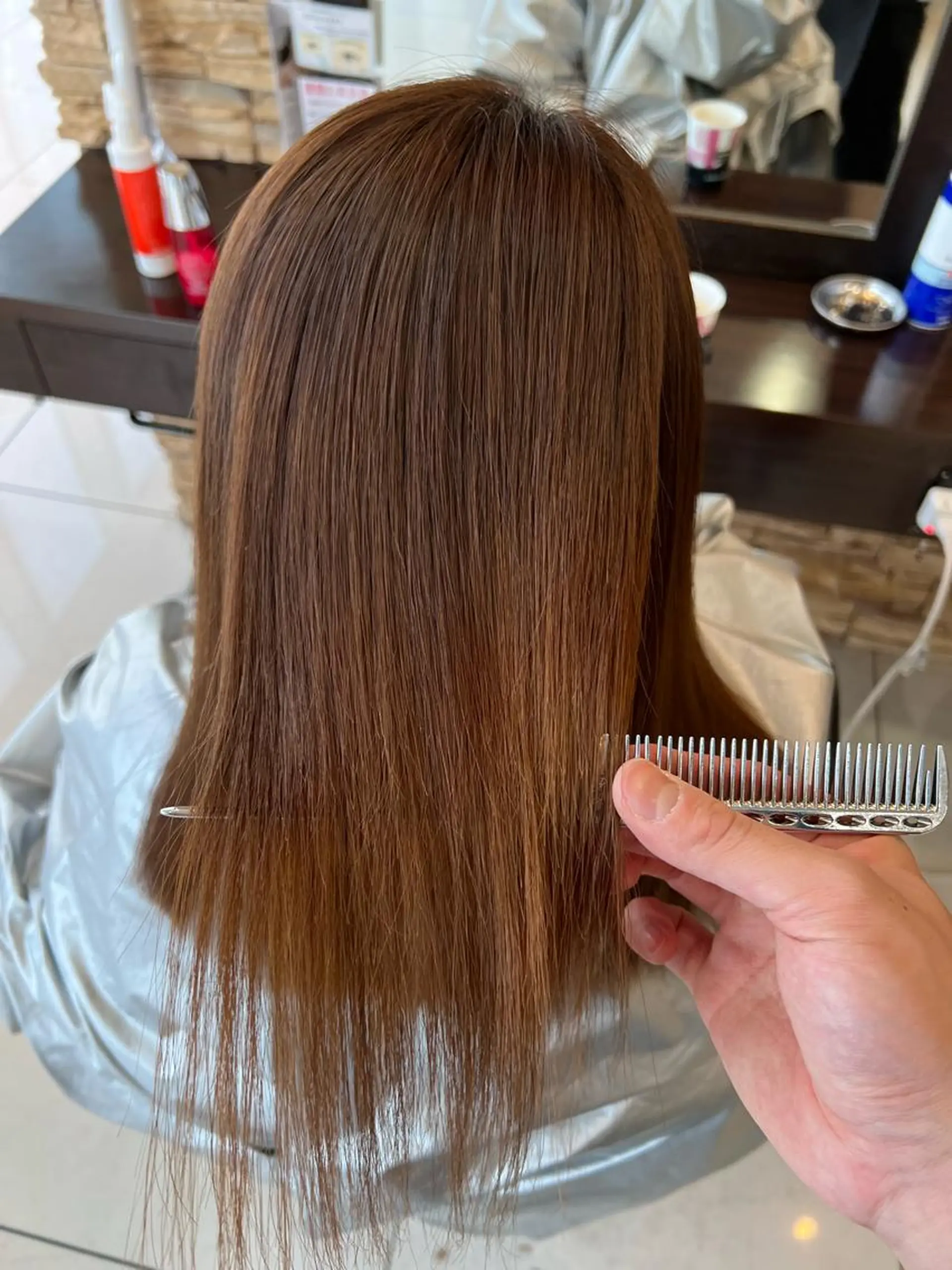 セミロング 福岡縮毛矯正✨️ ストレート 向井和輝のヘアスタイル