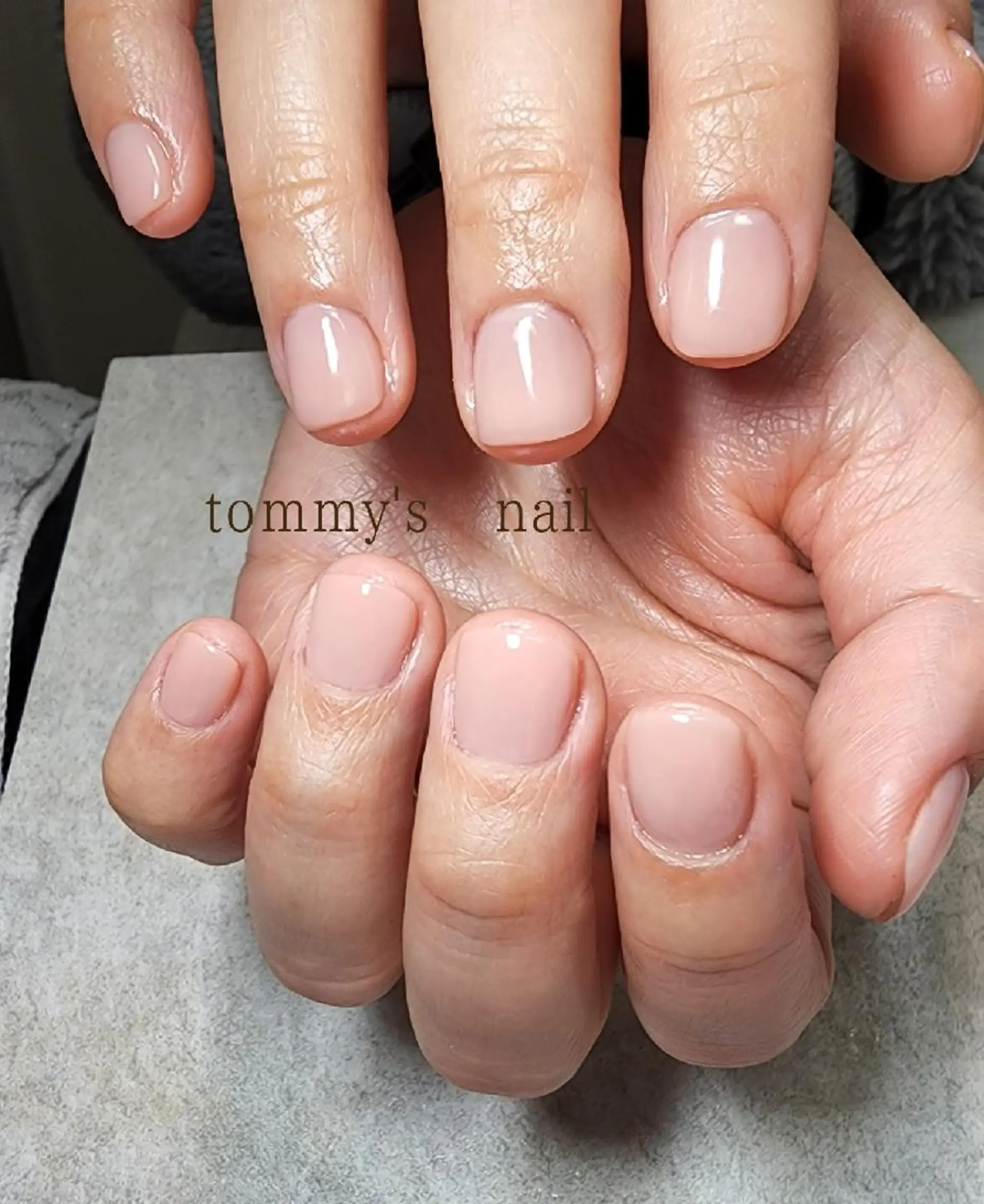 ネイル フットネイル ジェルネイル ミラーネイル ワンカラーネイル ハンドネイル tommy's nail所属・福岡/若よもぎ蒸し 全身美容が叶うサロンのネイルデザイン