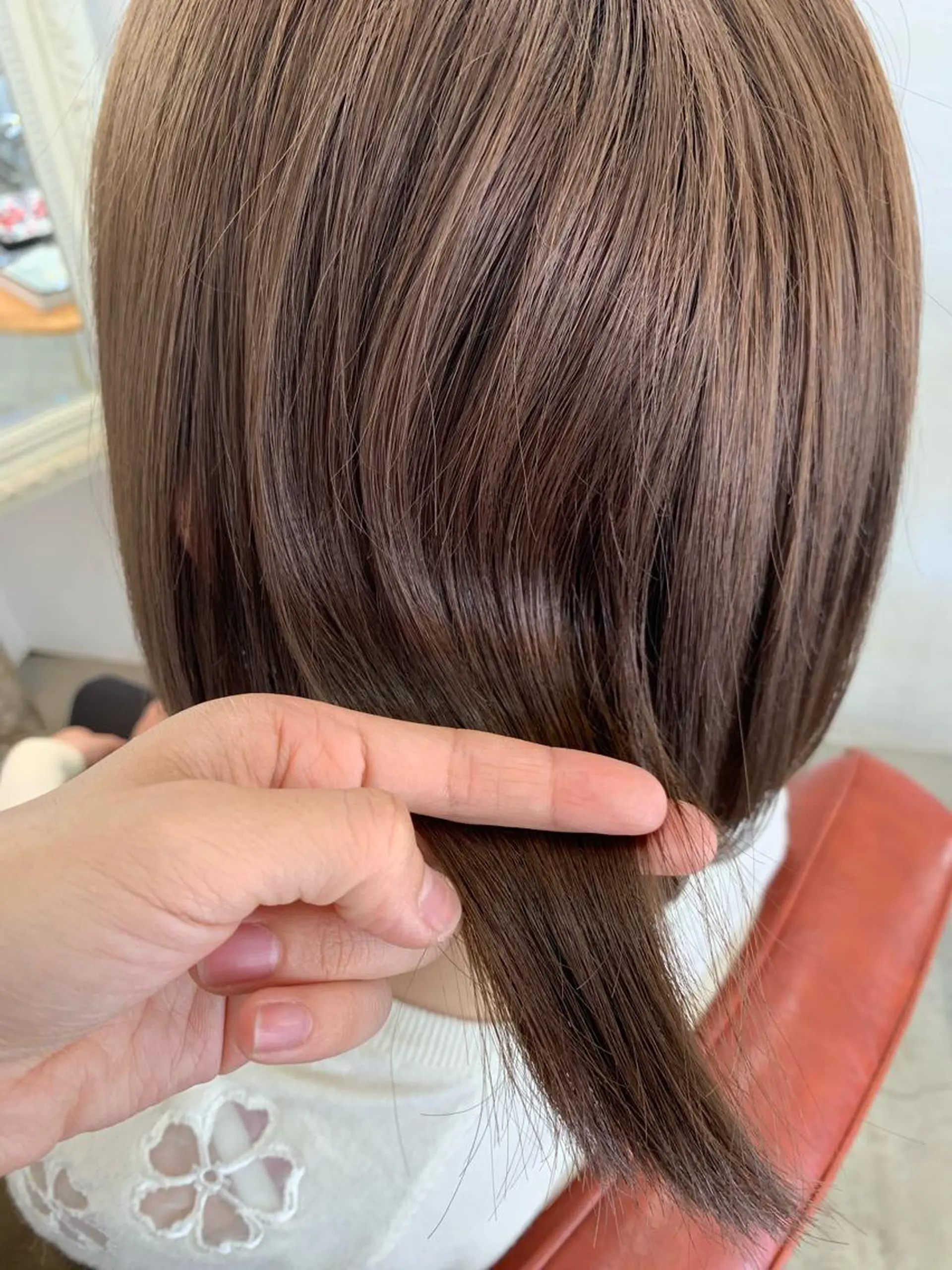 ミディアム fio マナミのヘアスタイル