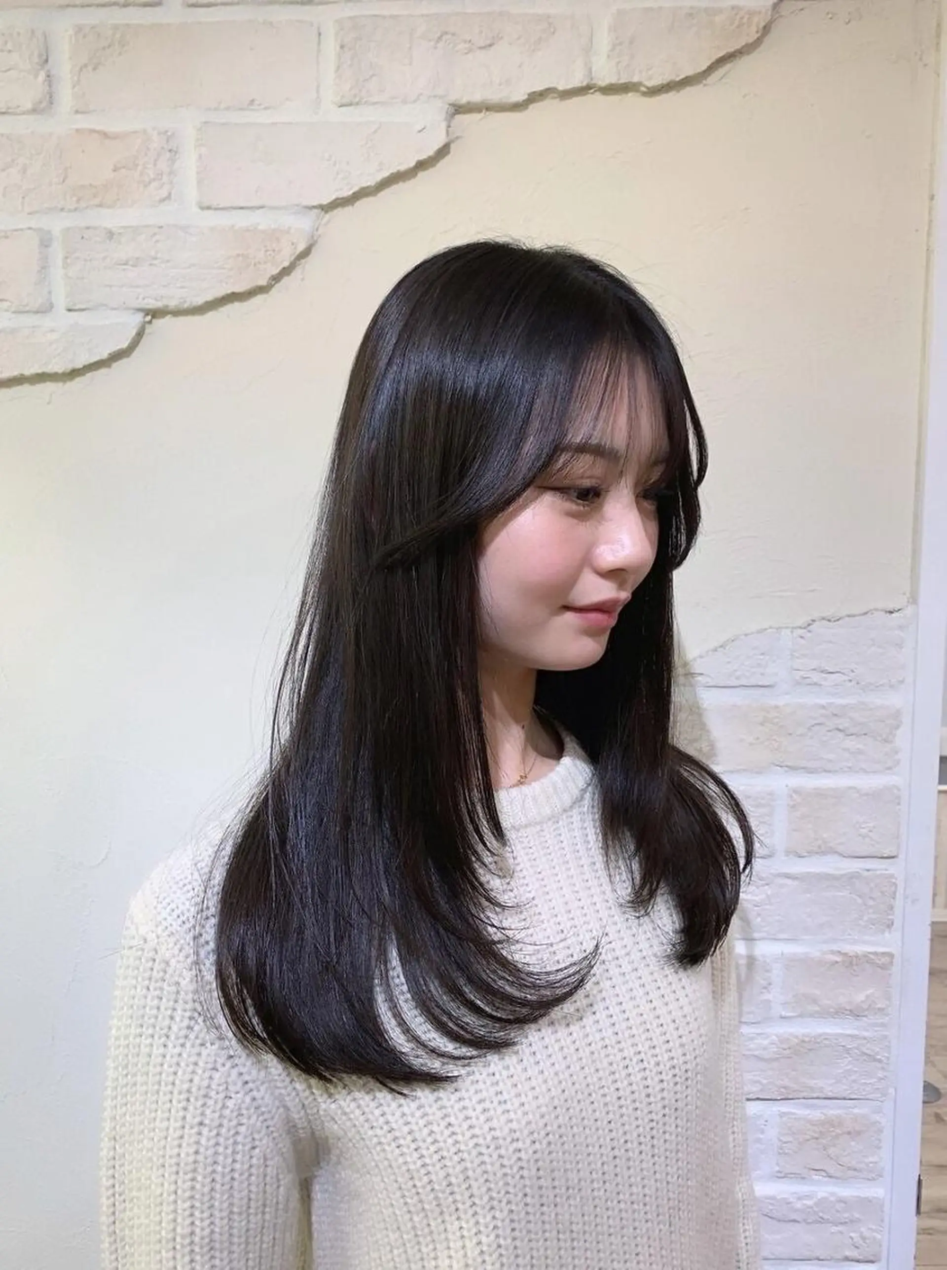 セミロング カラー ベージュカラー ブリーチ 透明感カラー ハイライトカラー ブリーチなしカラー TIGRE for hairのヘアスタイル