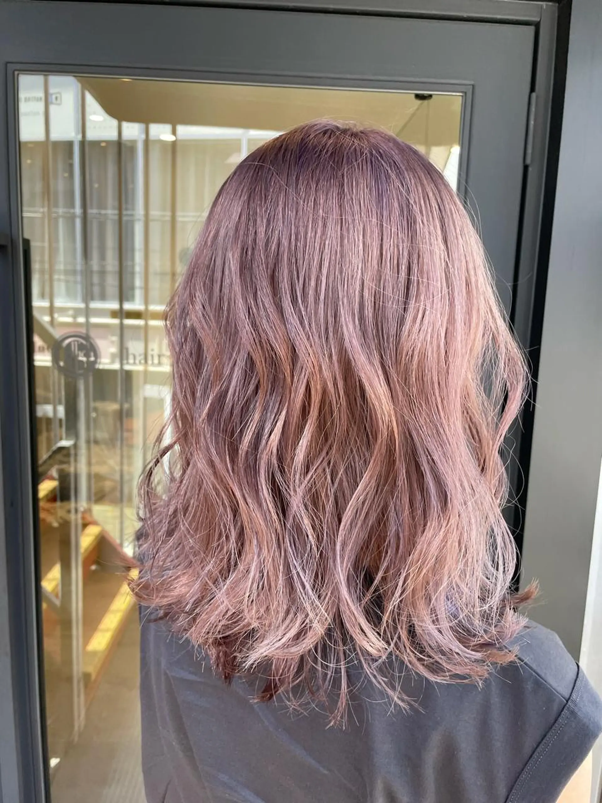 ミディアム カラー 🪞透けhair 🪞honokaのヘアスタイル