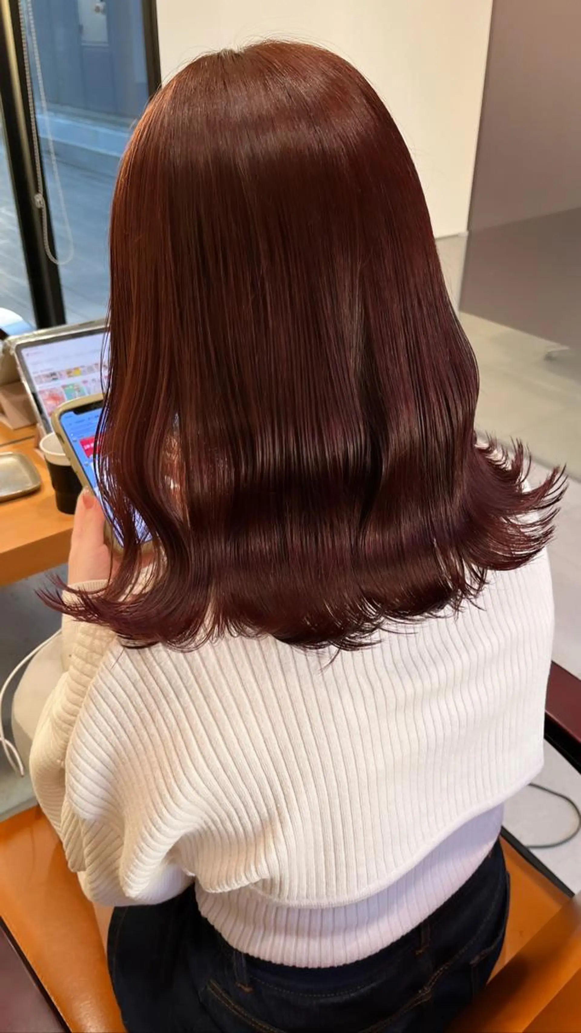 セミロング カラー 大人girly🛋️ 🤍yukakoのヘアスタイル