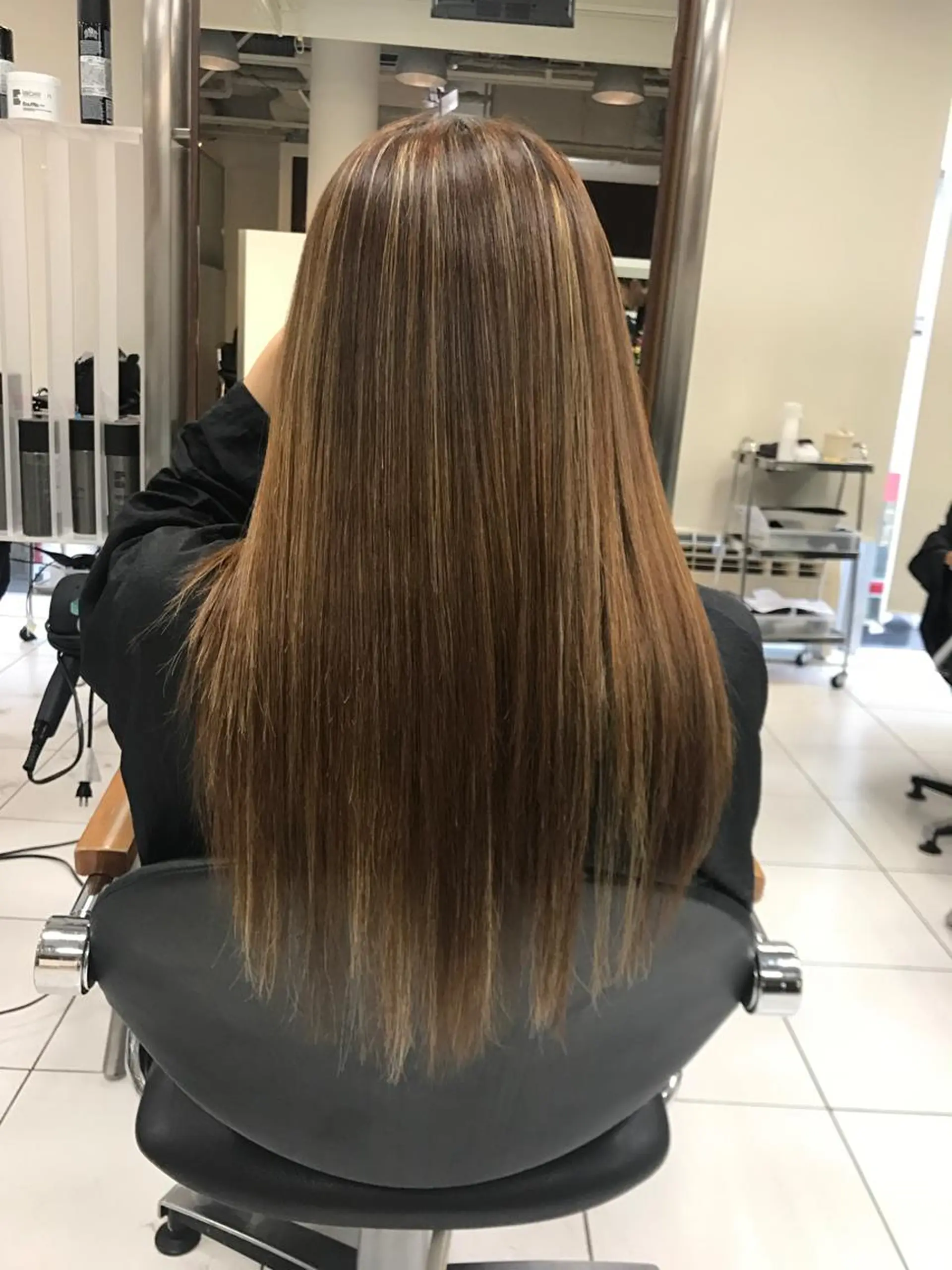 ロング 大石 さやかのヘアスタイル