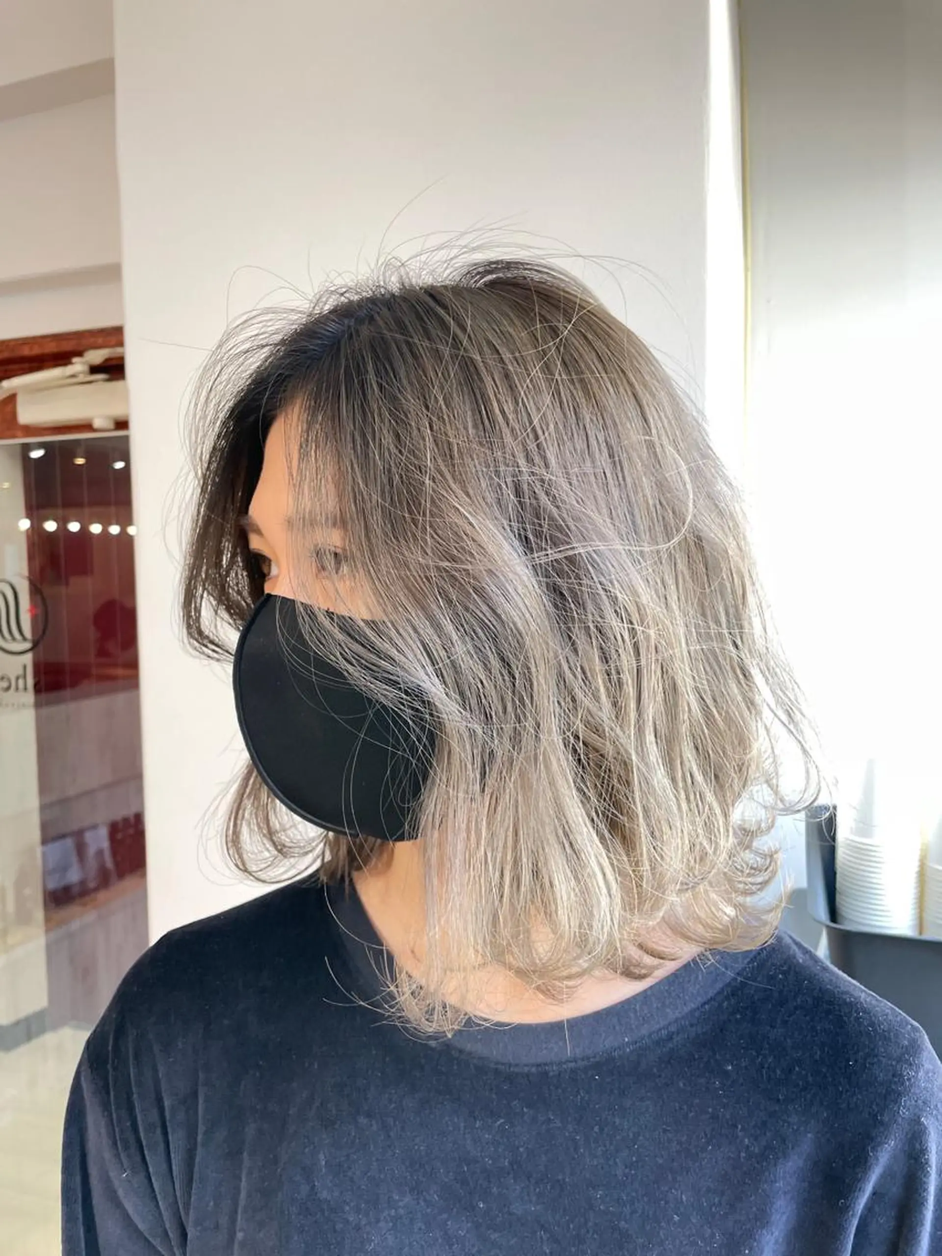 ミディアム カラー ハイライトカラー ハイライト takumi Hのヘアスタイル