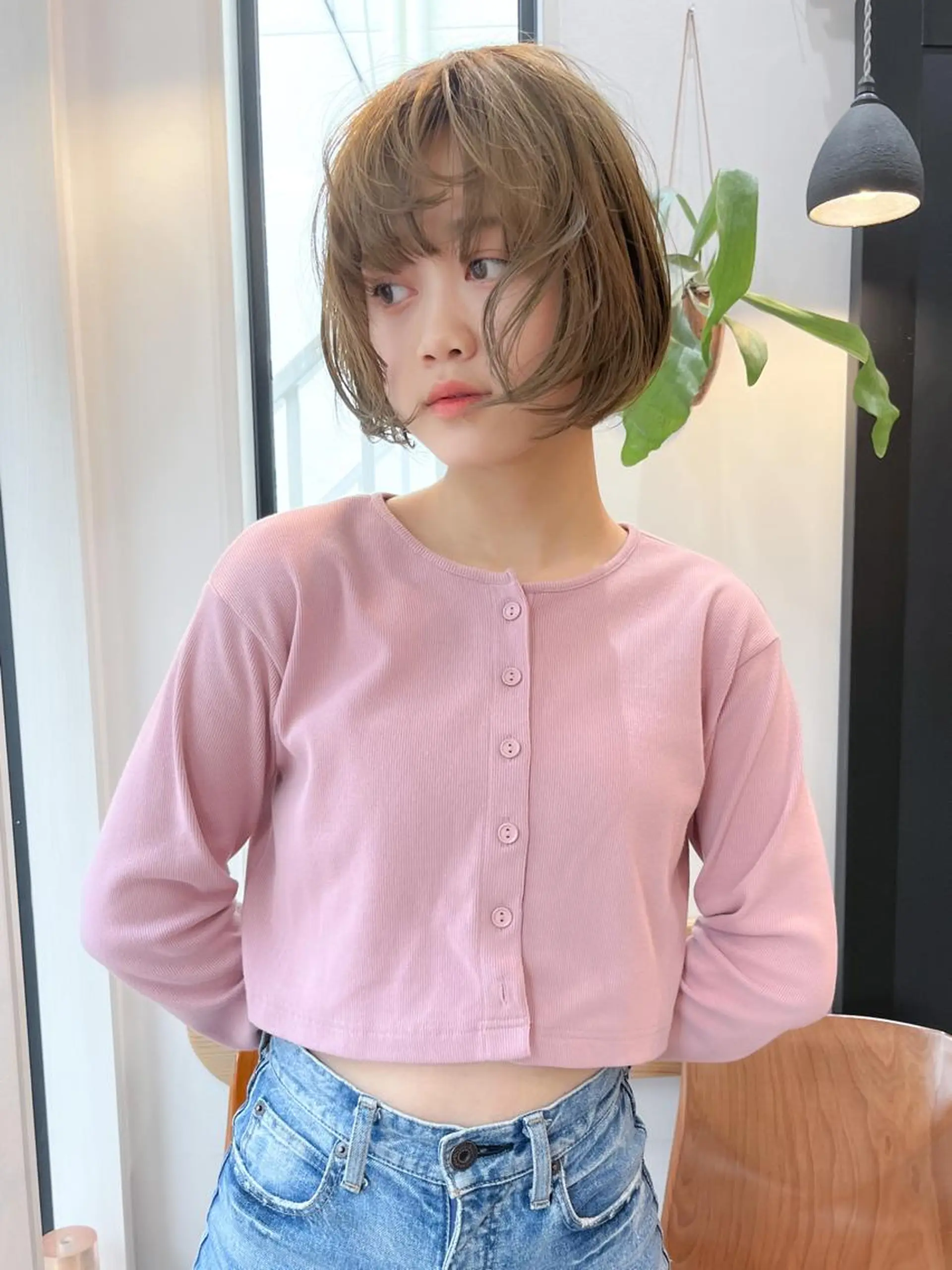 ショート カラー ベージュカラー ブリーチ kana ARENDのヘアスタイル