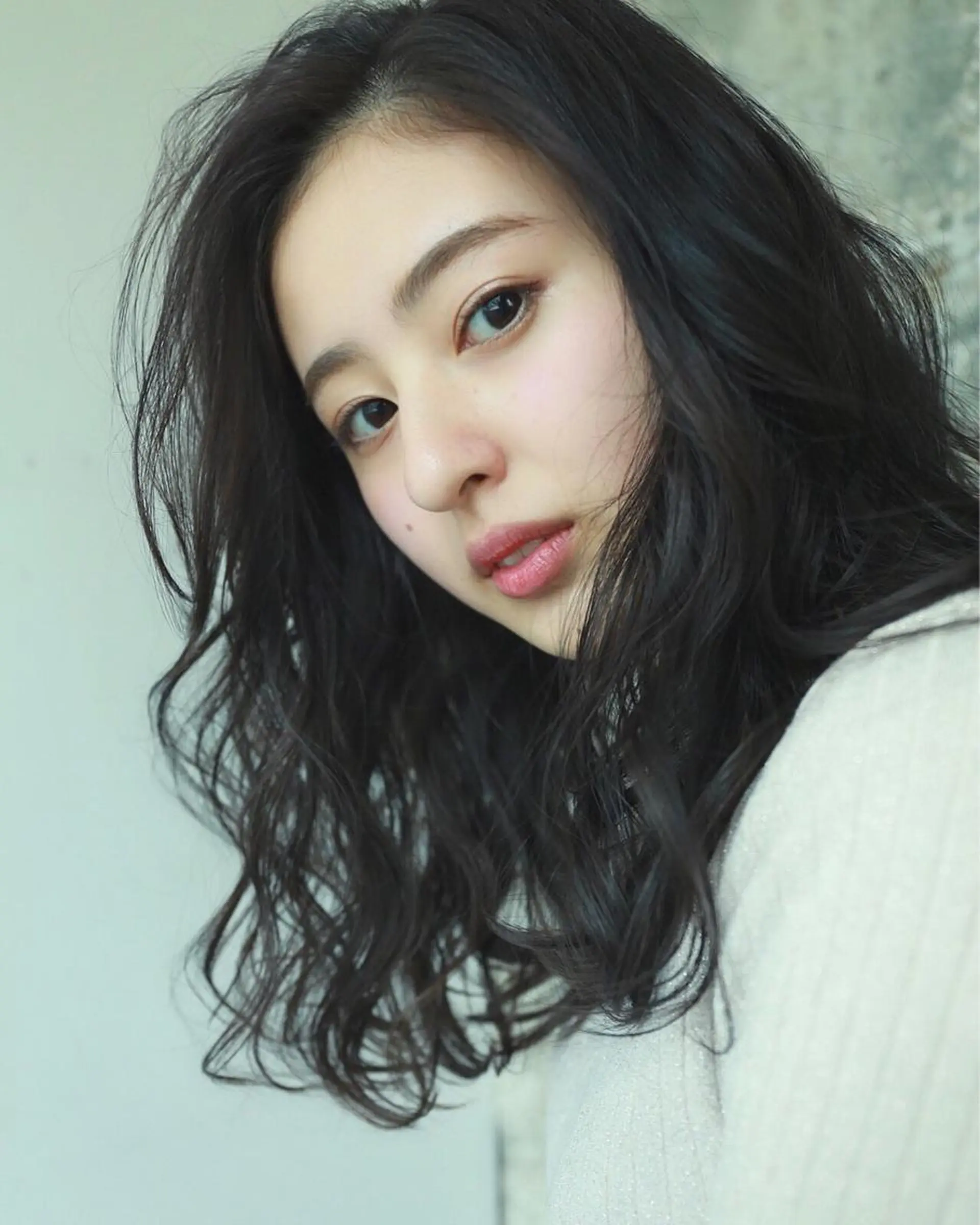 セミロング 縮毛矯正セミナー講師 ヨコモリユウキのヘアスタイル