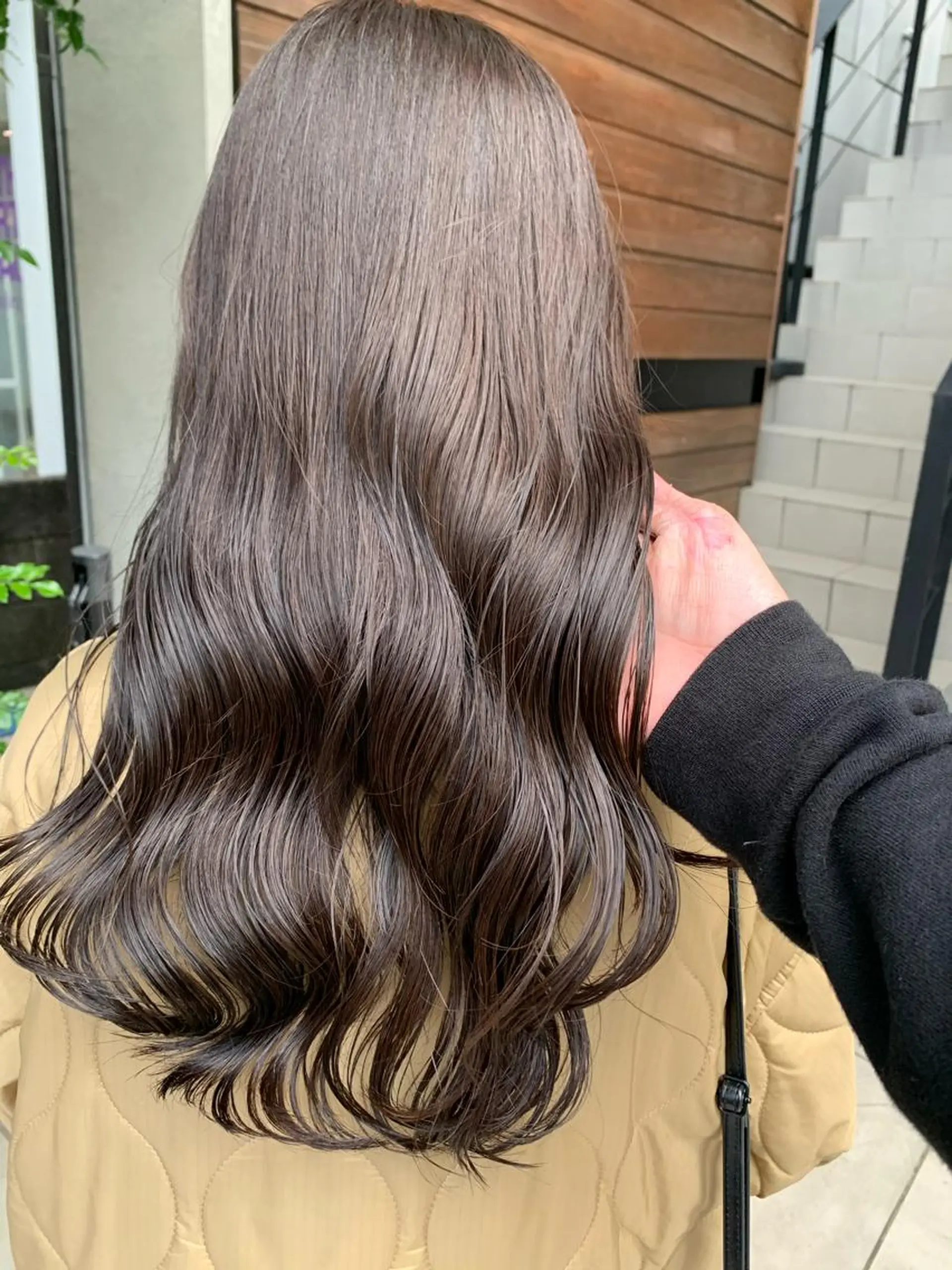 ロング カラー ネイル ヘアカラー トリートメント ハイトーンボブ 前田 表参道　グレージュのヘアスタイル