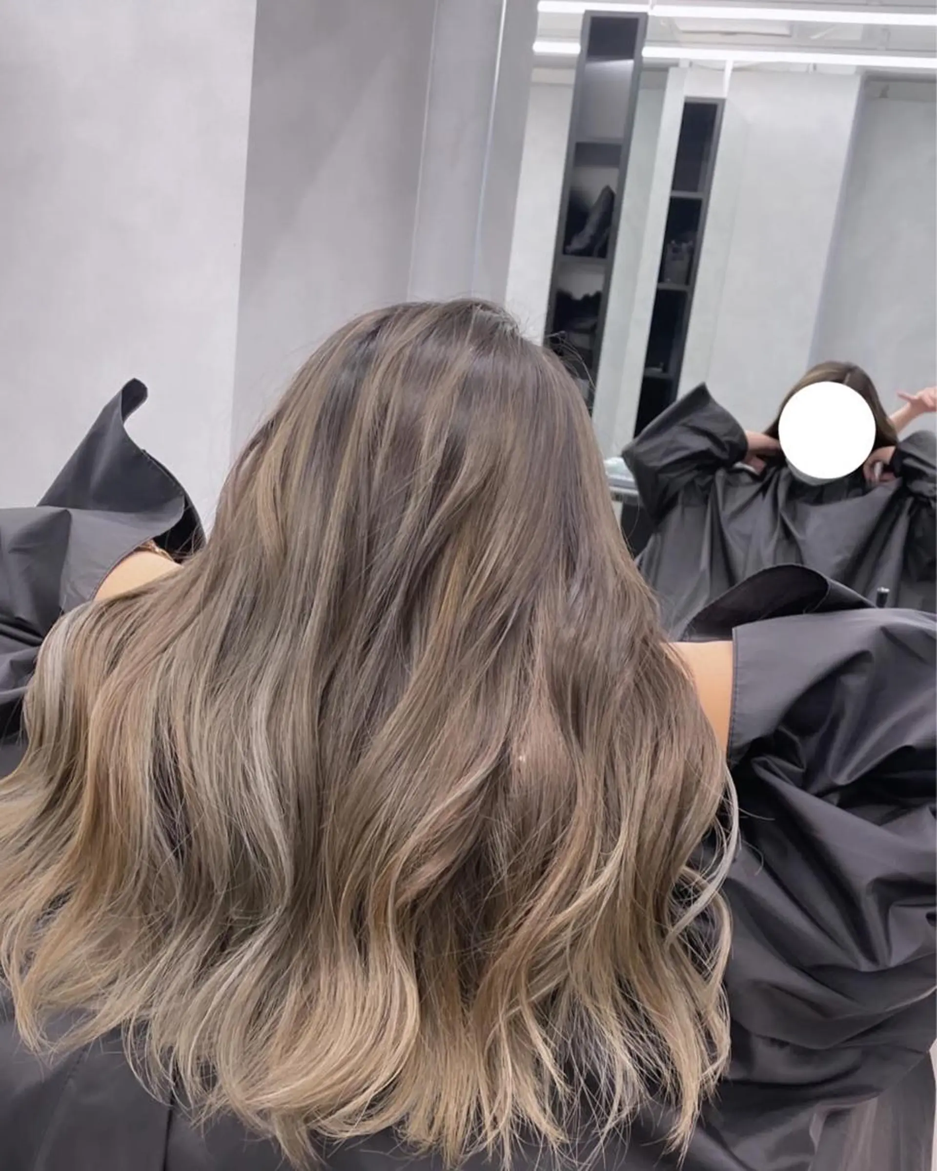 ロング ハイライト 吉留愛加/ 似合わせ/心斎橋のヘアスタイル