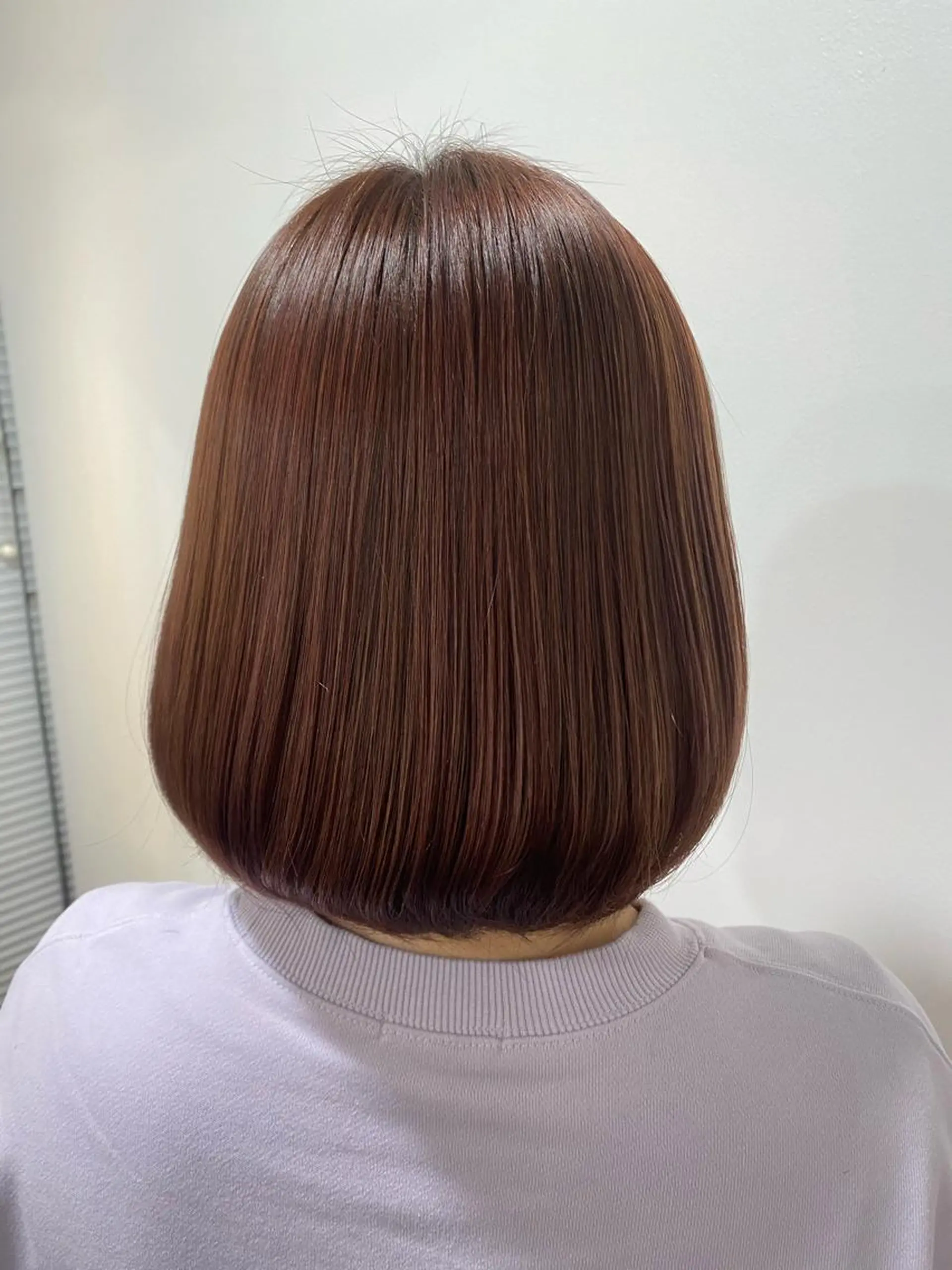 ミディアム カラー ミディアムパーマ ベージュカラー ブリーチ ピンクカラー ピンクベージュ パーマモデル募集中 渥美翔人のヘアスタイル