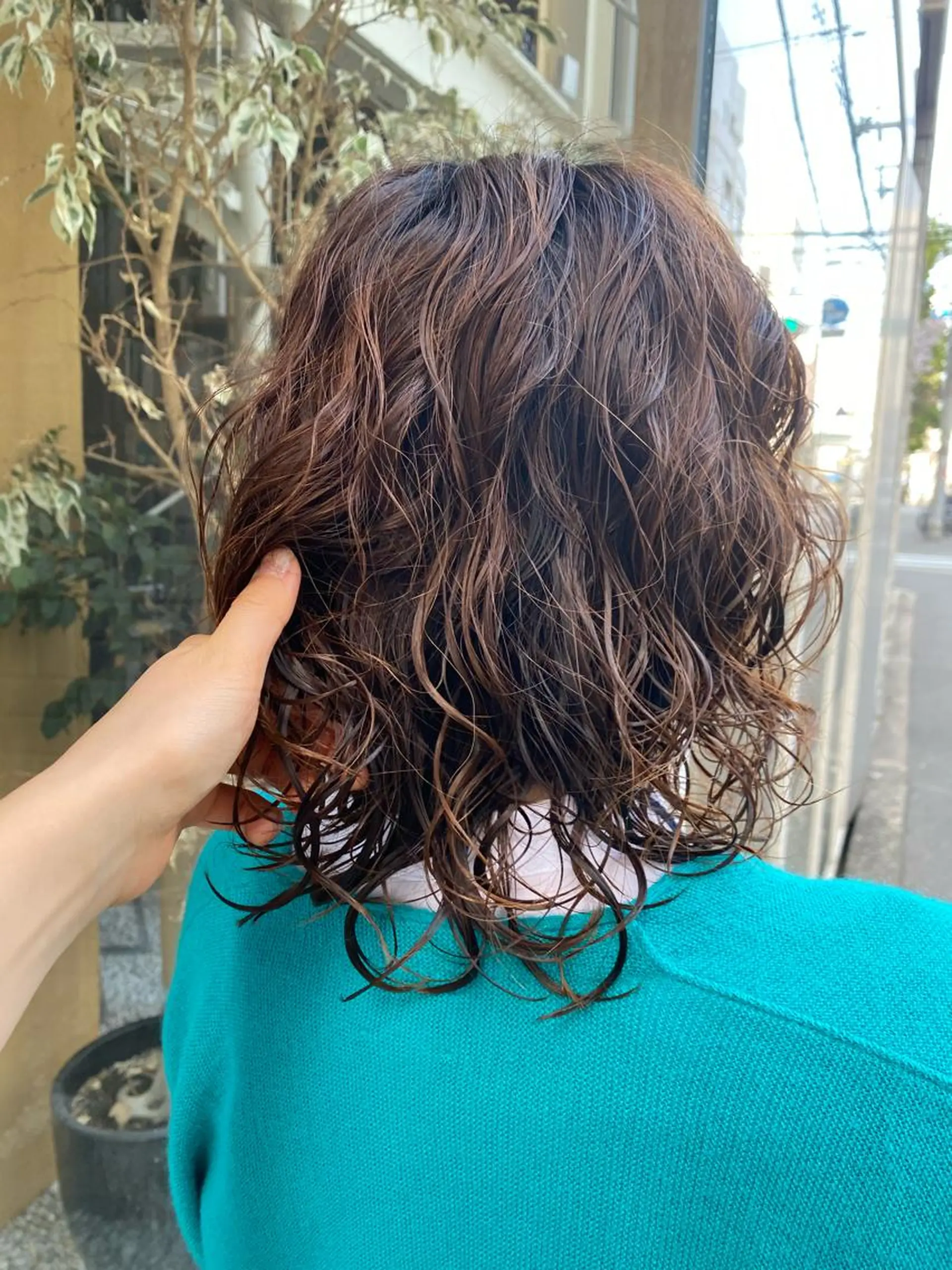 ミディアム パーマ ミディアムパーマ ボブ ウルフカット パーマ 横川 みづきのヘアスタイル