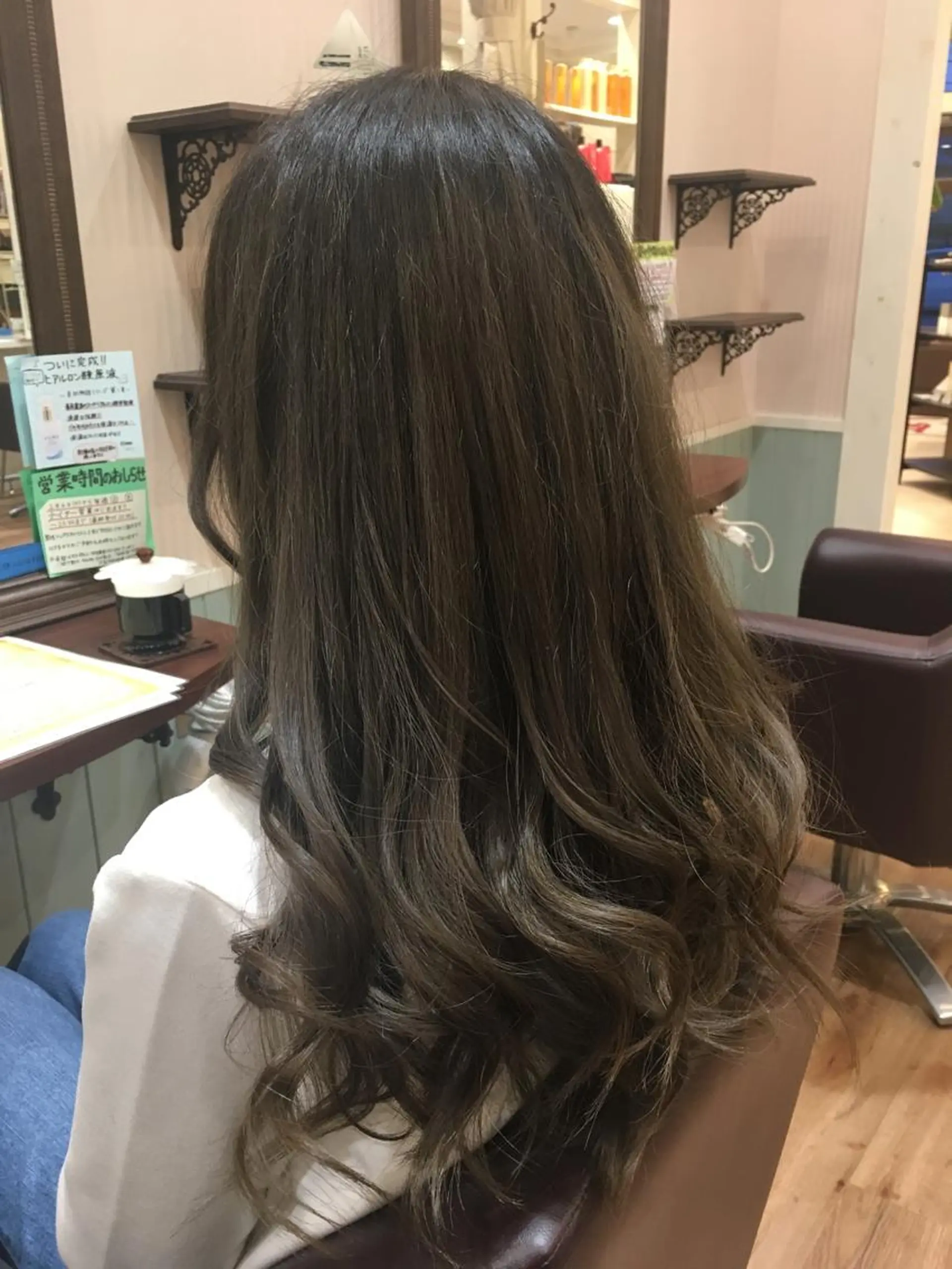 ミディアム カラー グレージュ ビーズアモール 豊田店のヘアスタイル