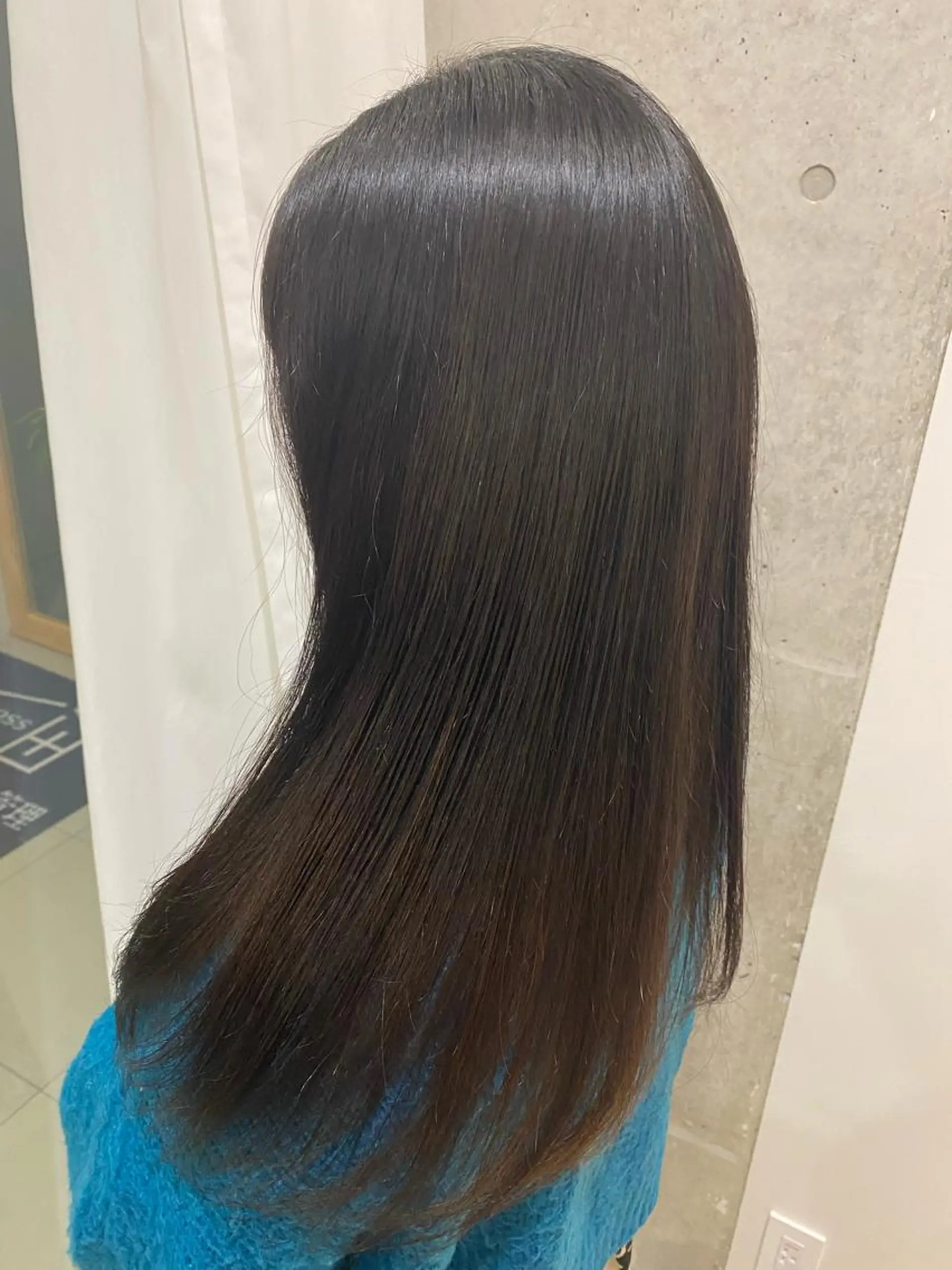 セミロング パーマ くせ毛 縮毛矯正 カット 縮毛矯正 トリートメント 田中 アキオのヘアスタイル