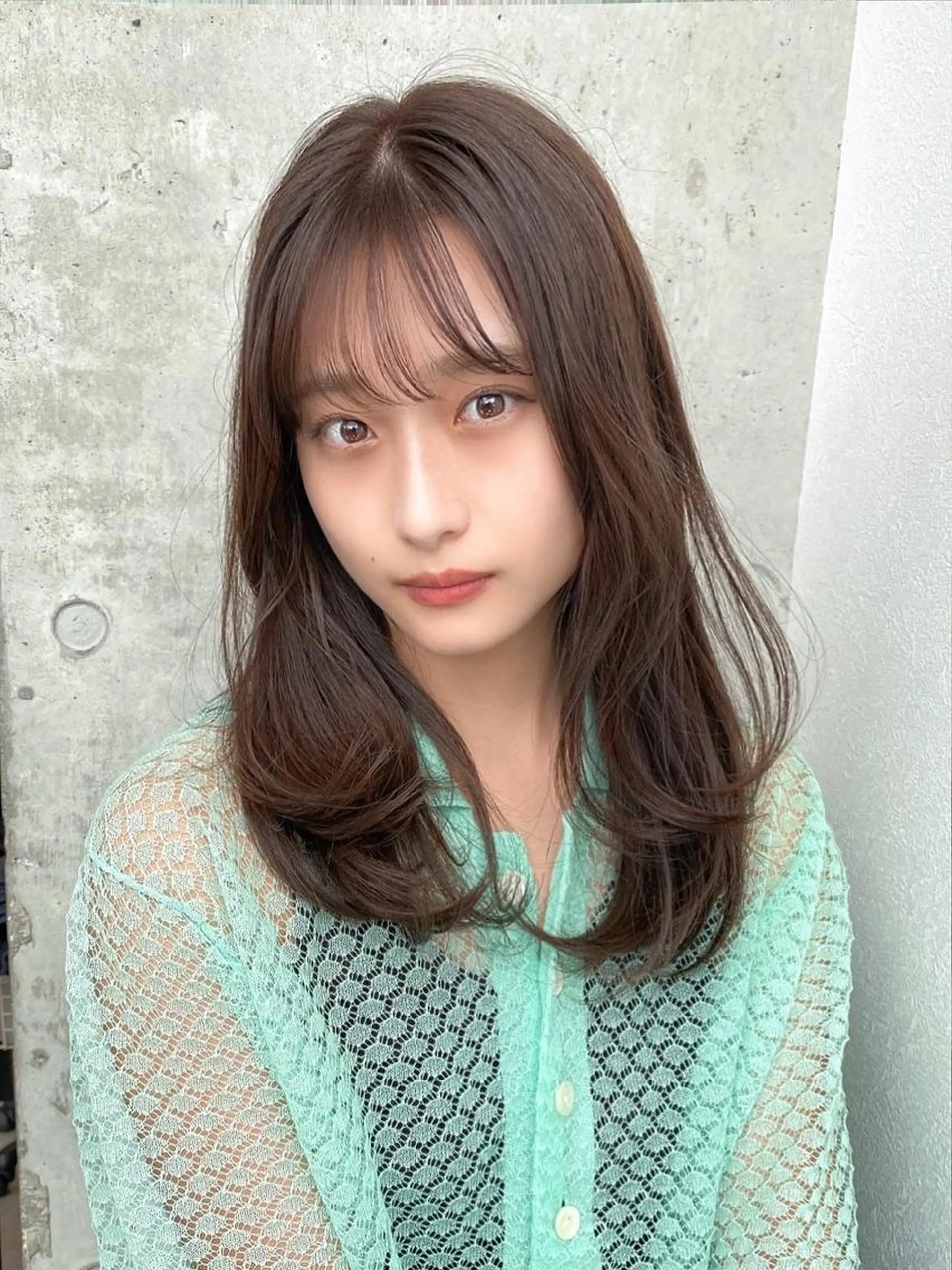 セミロング カラー 似合わせ/小顔/ 韓国✨KAITOのヘアスタイル