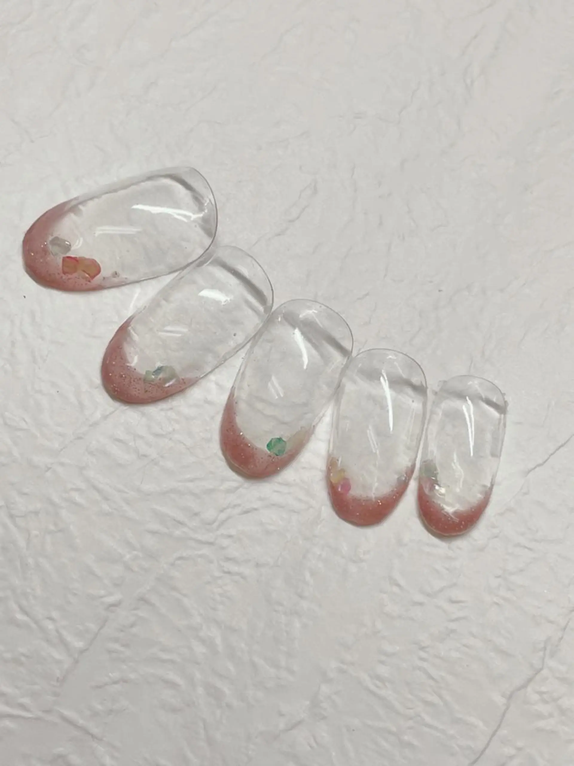 ネイル フレンチネイル 芦辺 香奈のネイルデザイン