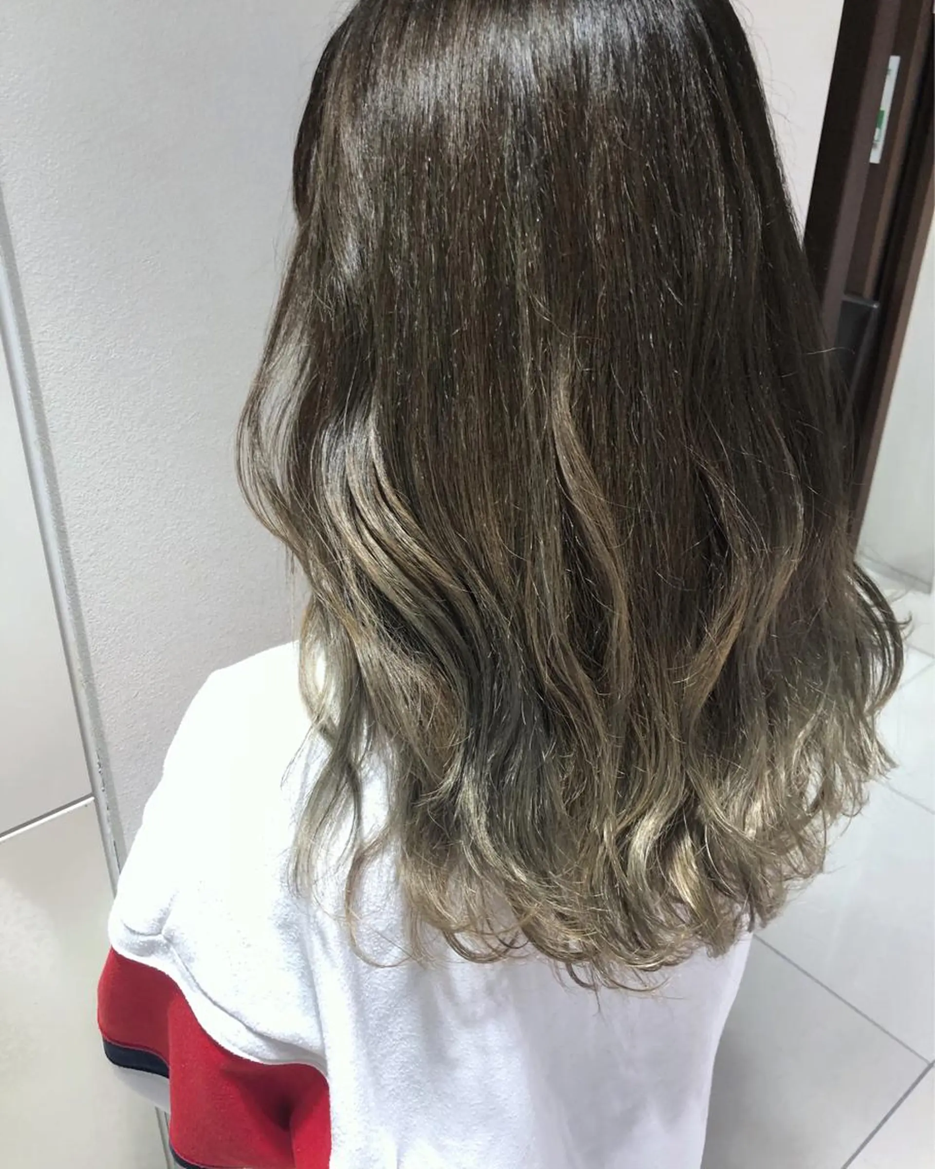 ロング カラー 韓国風ヘア 🇰🇷清水しいなのヘアスタイル