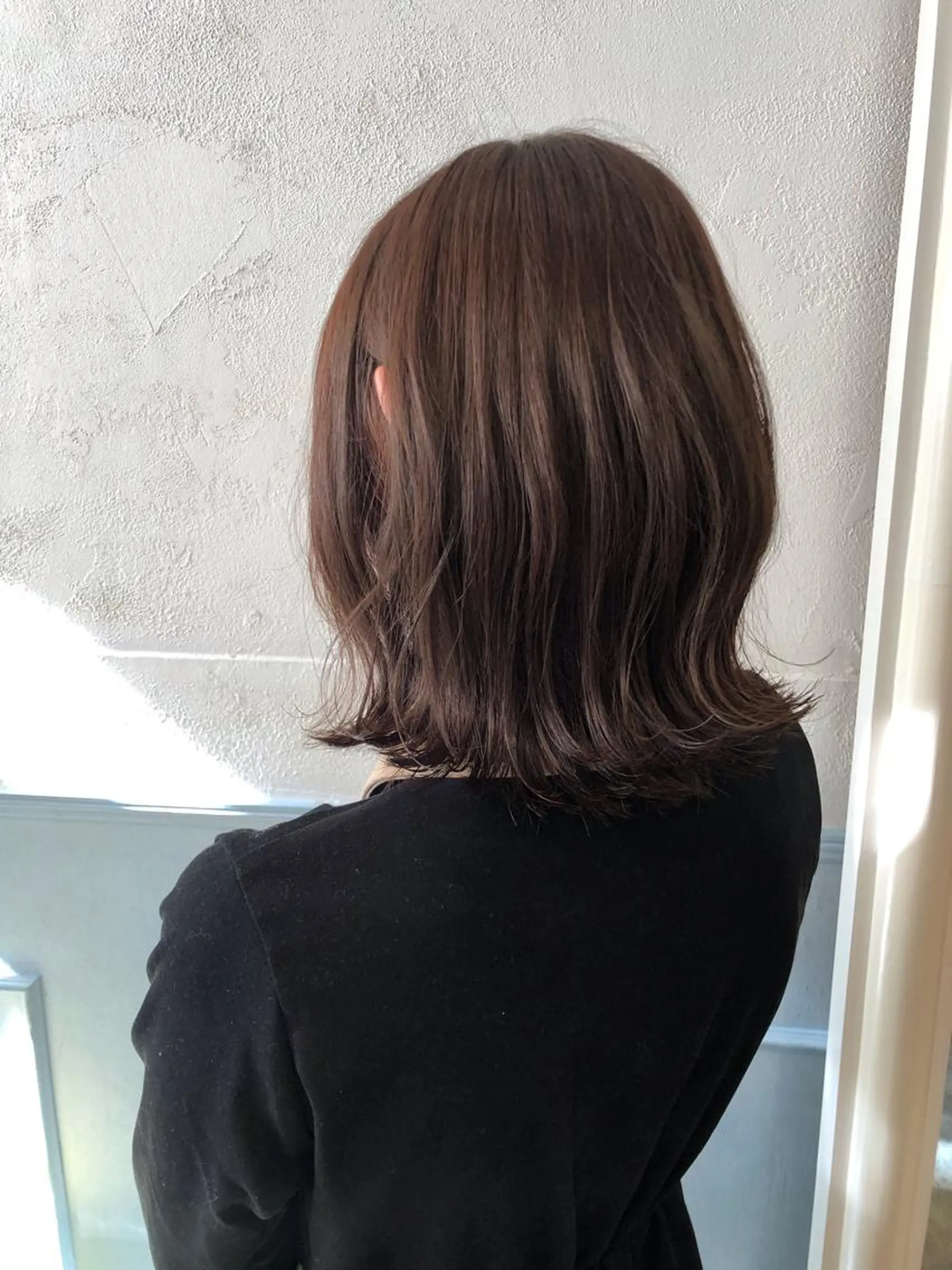 ミディアム カラー ハイライトカラー MINAMIのヘアスタイル