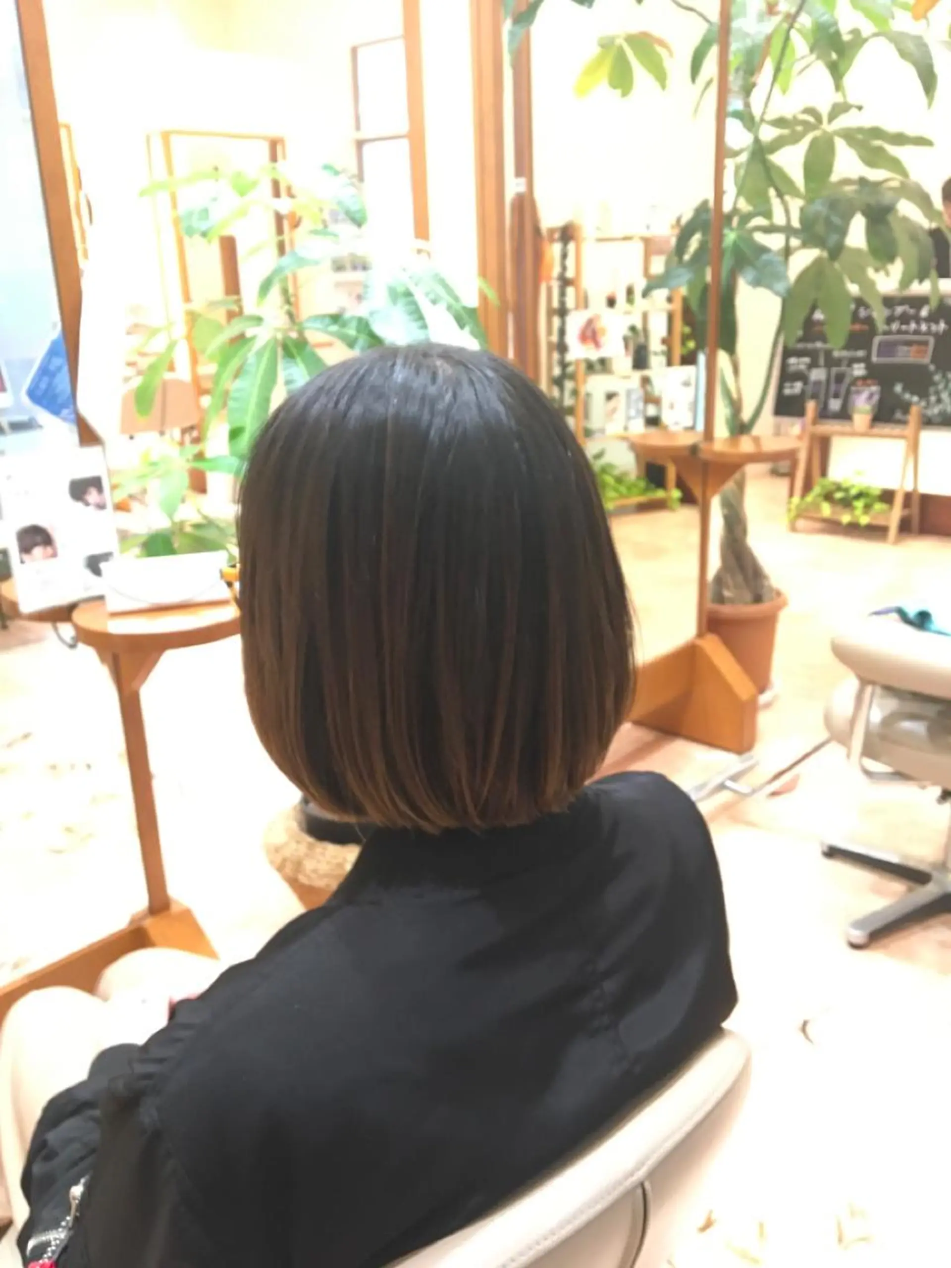 ミディアム 鳥越 優志のヘアスタイル
