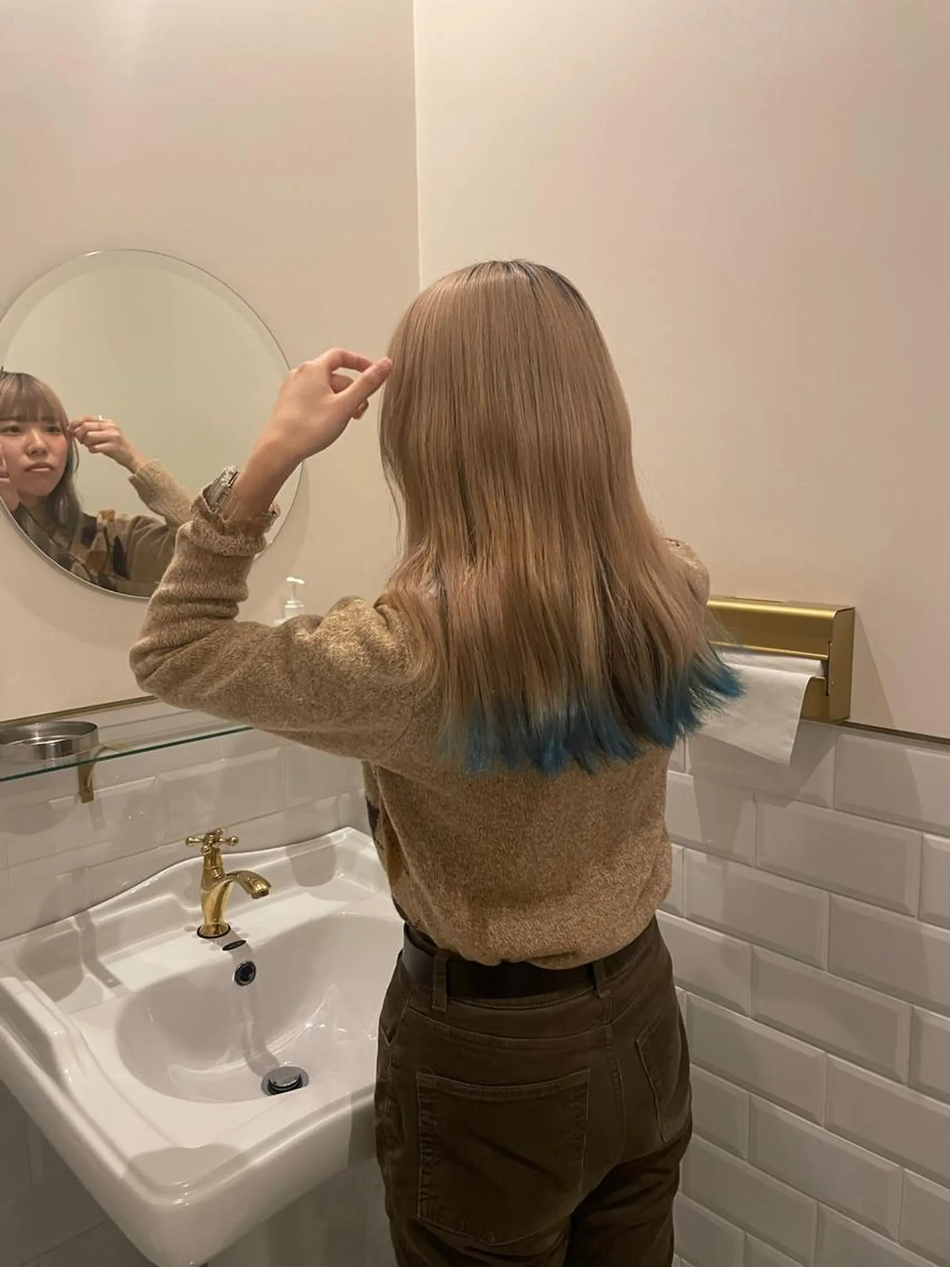 ロング カラー 高橋 りかのヘアスタイル