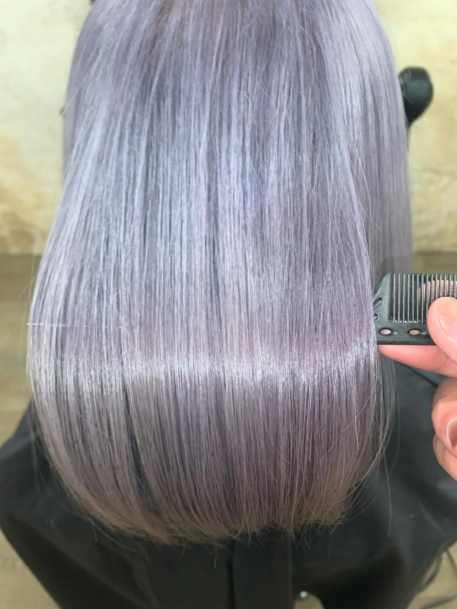 ミディアム カラー チバ ヒロトのヘアスタイル