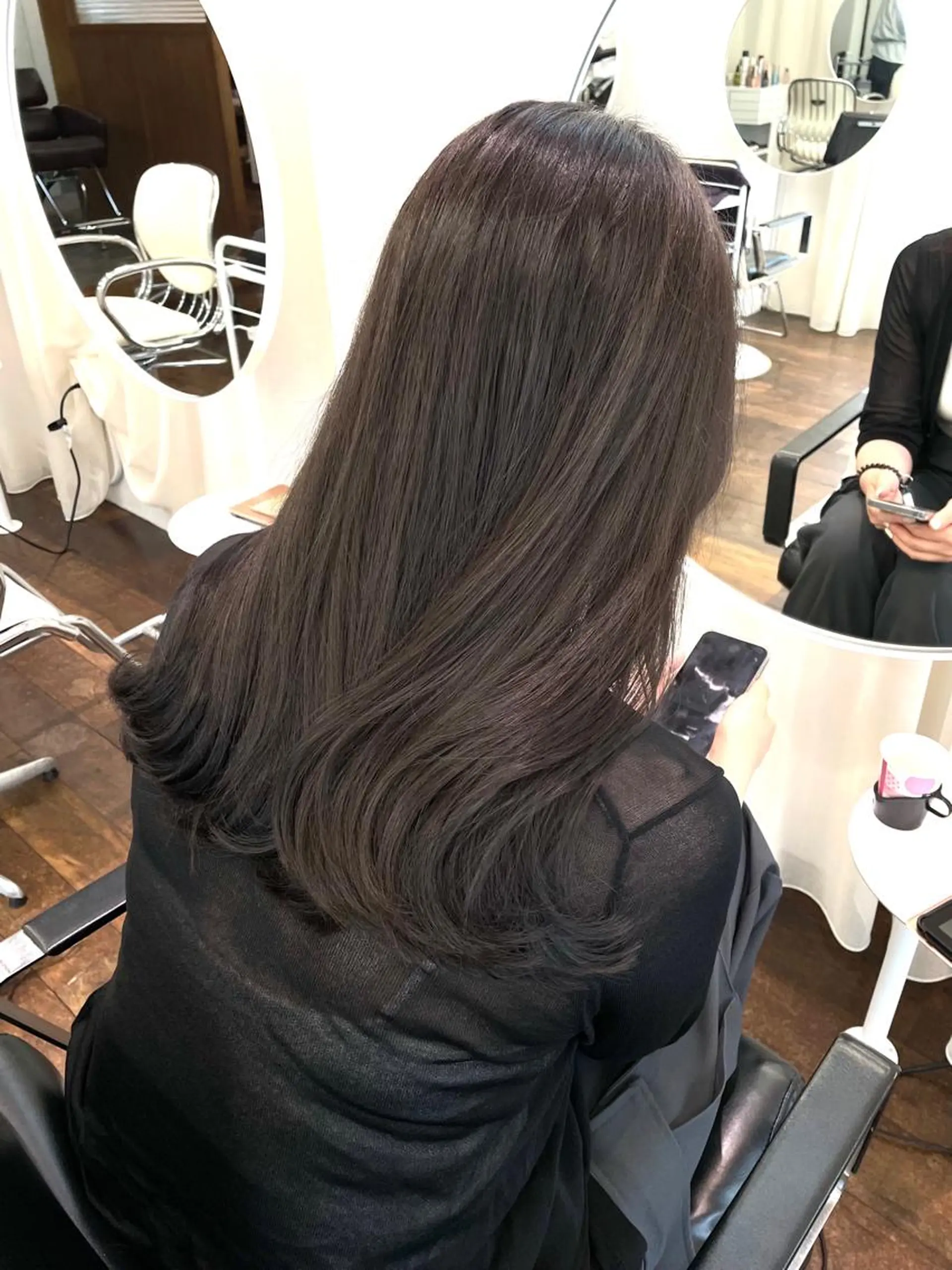 ロング カラー 透明感カラー カット ヘアカラー トリートメント レイヤーカット🎀 kanaのヘアスタイル