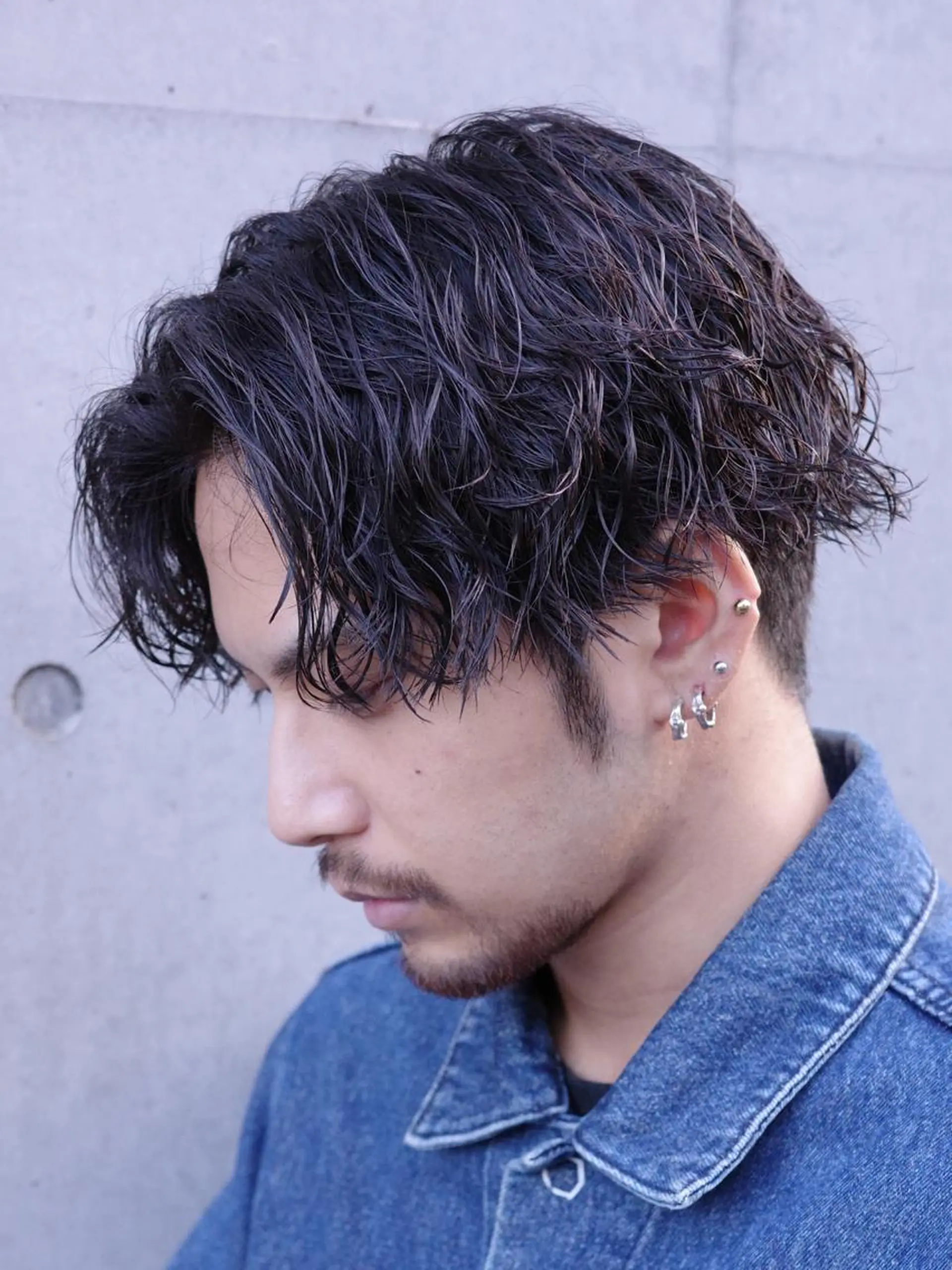 ショート パーマ メンズ メンズパーマ ツイストスパイラルパーマ 波巻きパーマ ニュアンスパーマ スパイラルパーマ fifth リュウセイのヘアスタイル