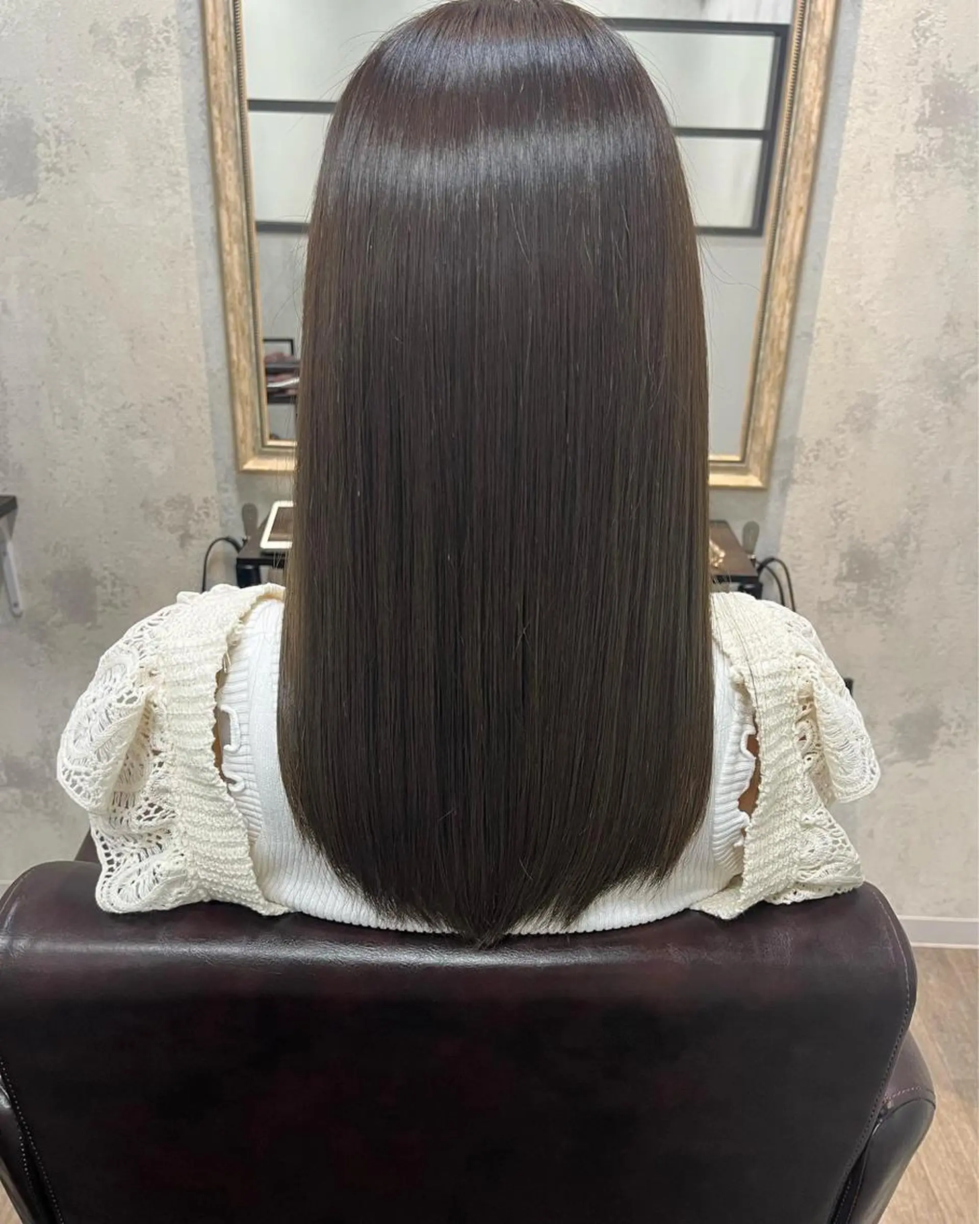 ロング カラー ⚜髪質改善東京 エリア1🏅マコト⚜のヘアスタイル