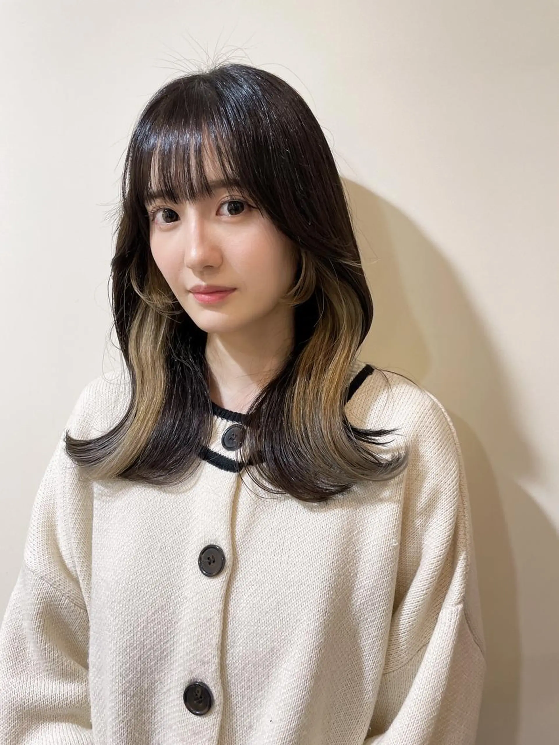 ミディアム 保野加/トレンドボブ 透明感爆発カラーのヘアスタイル