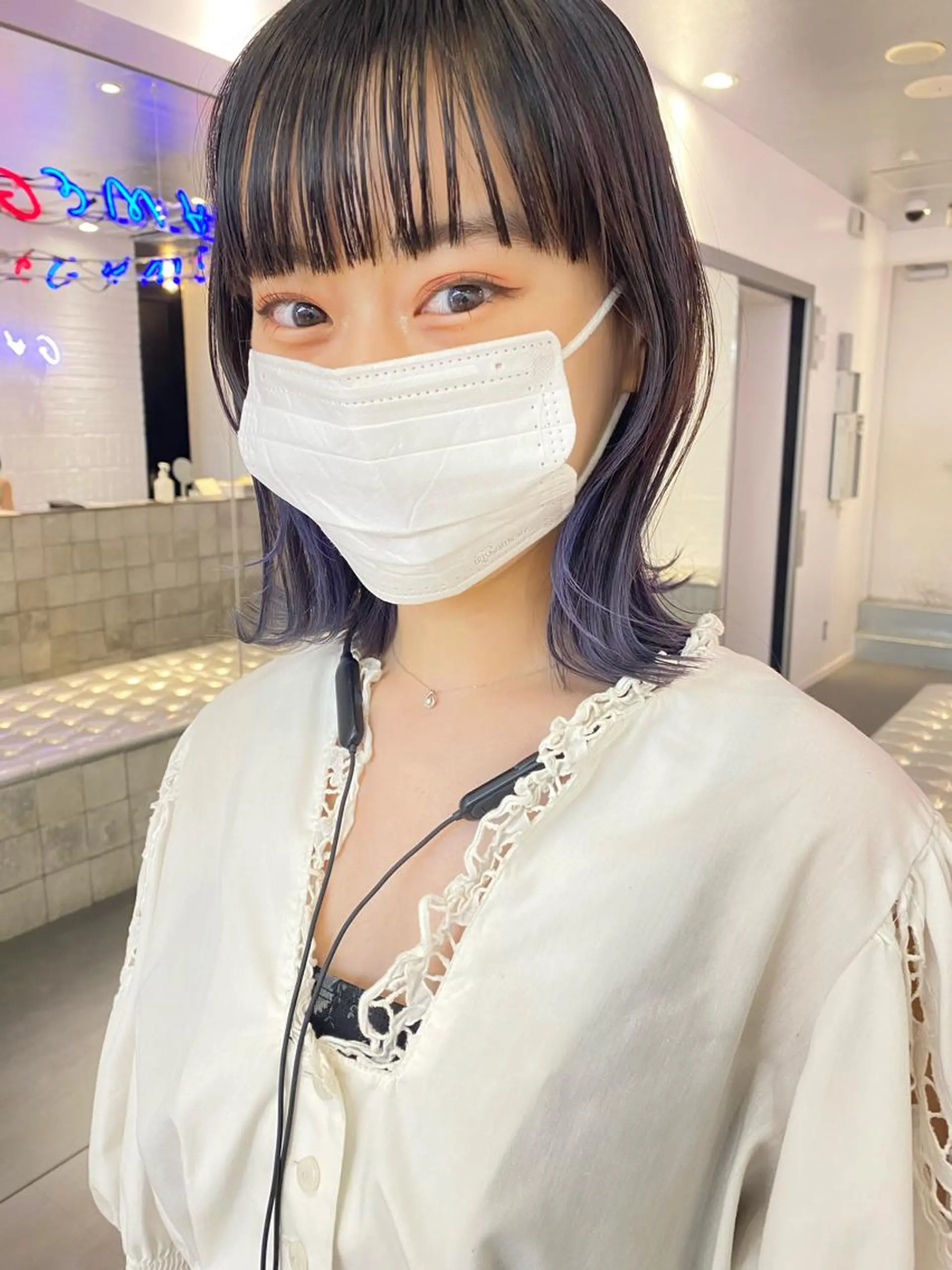 ミディアム カラー ヘアアレンジ デザインカラー イヤリングカラー インナーカラー ヘアカラー トリートメント 🎨ハイトーン/ 切りっぱなし みつきのヘアスタイル