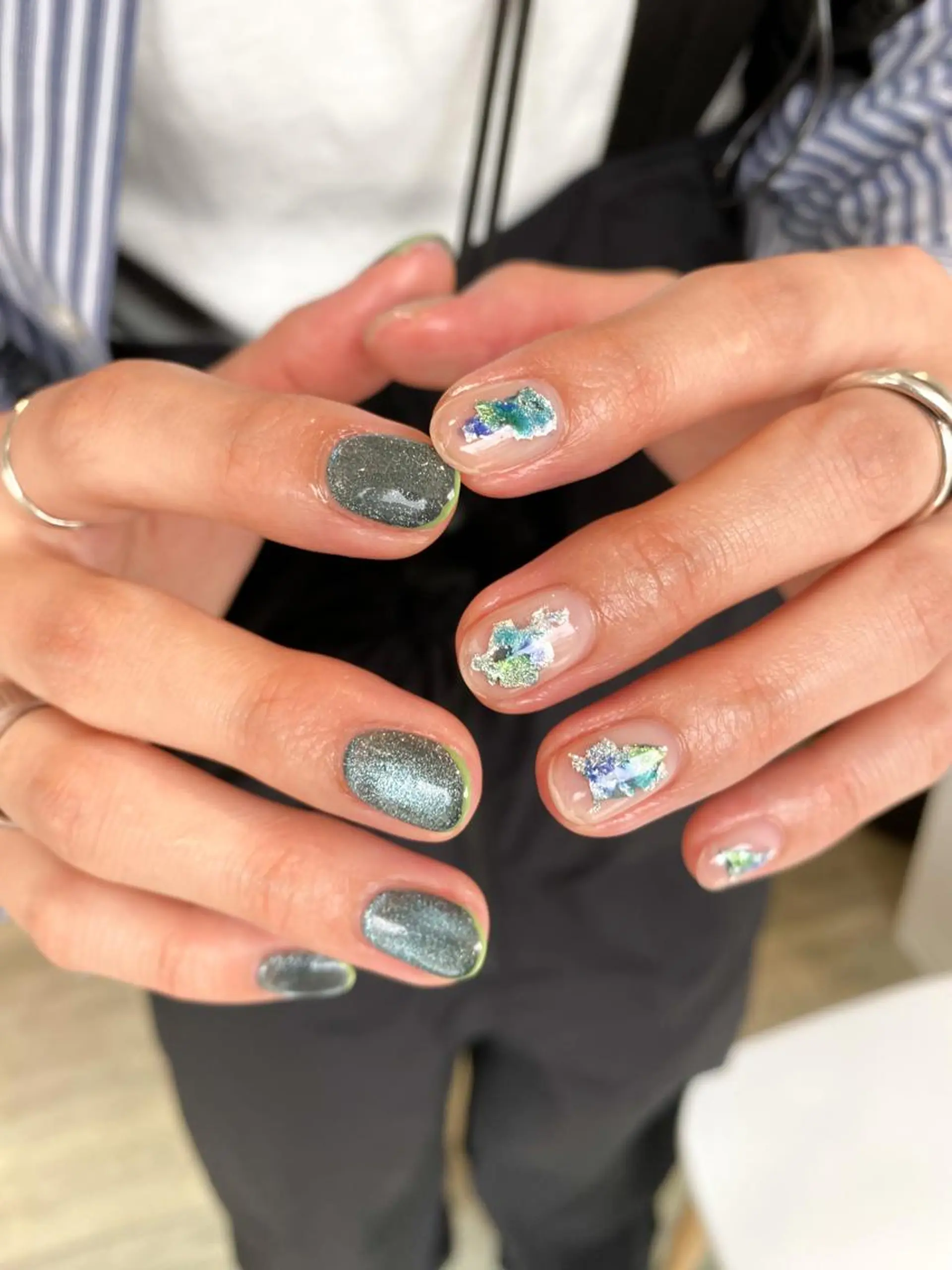 ネイル オーロラネイル マグネットネイル ニュアンスネイル オフィスネイル シンプルネイル ハンドネイル 草加ニュアンスネイル 🌚hersのネイルデザイン