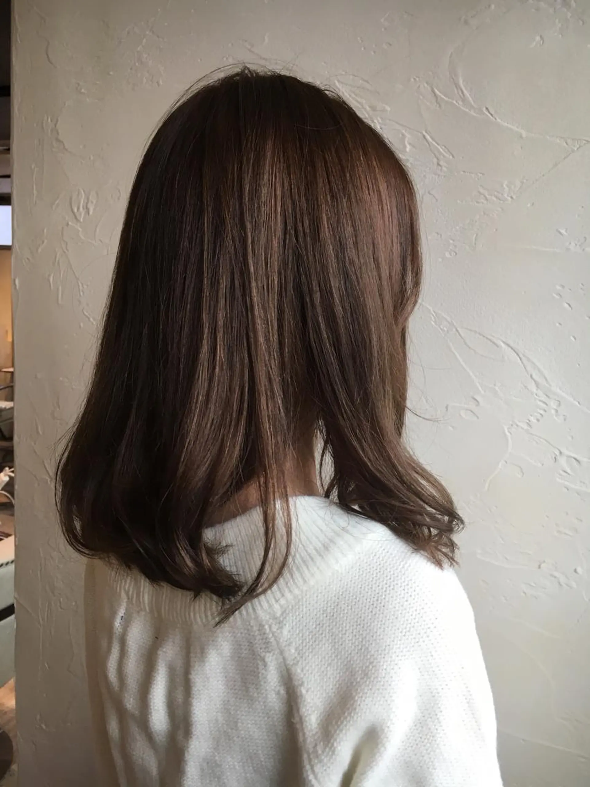 セミロング カット ヘアカラー 縮毛矯正 トリートメント Aust hair Mico（オースト ヘアー ミコ)所属・TOMOKO 髪質改善💫縮毛矯正のヘアスタイル