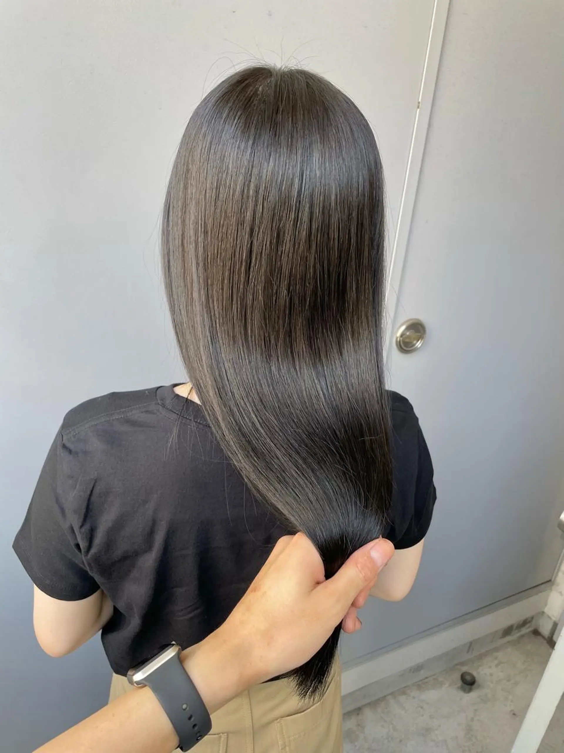 ロング カラー カット ヘアカラー トリートメント ヘッドスパ ヘアセット ベージュカラー💖 やすひろのヘアスタイル
