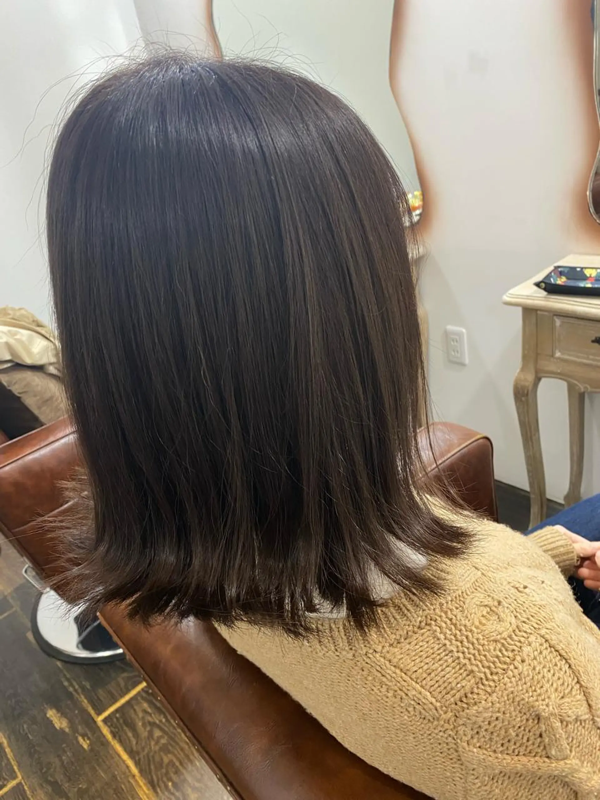 ミディアム カラー ラベンダーカラー ラベンダーグレー パーマモデル募集中 渥美翔人のヘアスタイル