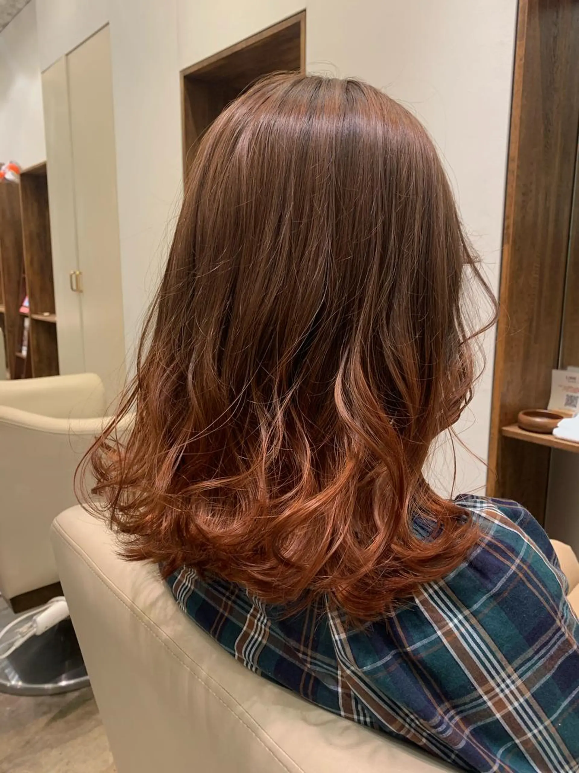 セミロング カラー 【完全個室】髪質改善 暖色カラー/山崎唯奈のヘアスタイル