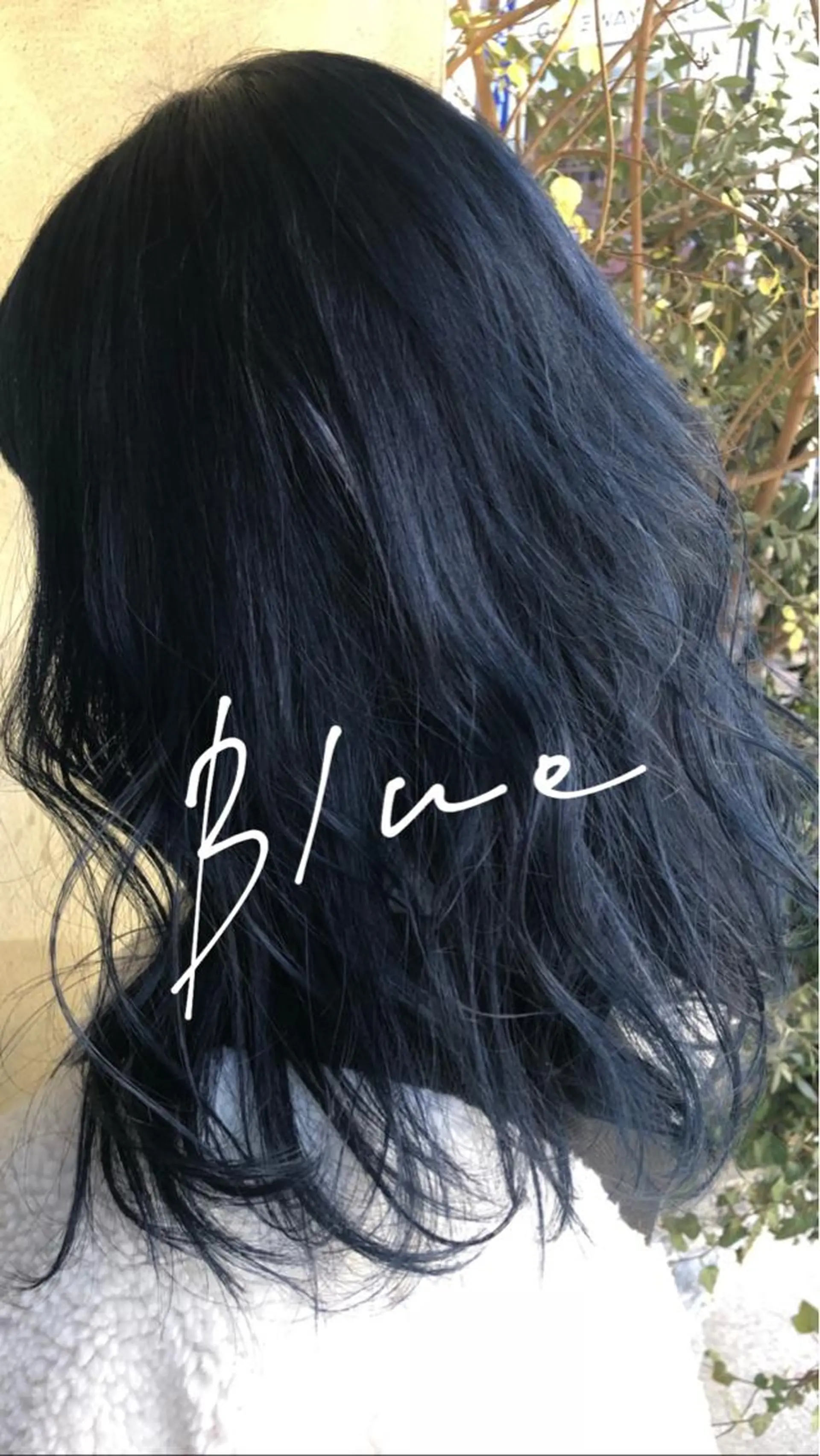 セミロング カラー ブリーチ ハンドネイル hina☺︎ 髪質改善/ストレートのヘアスタイル