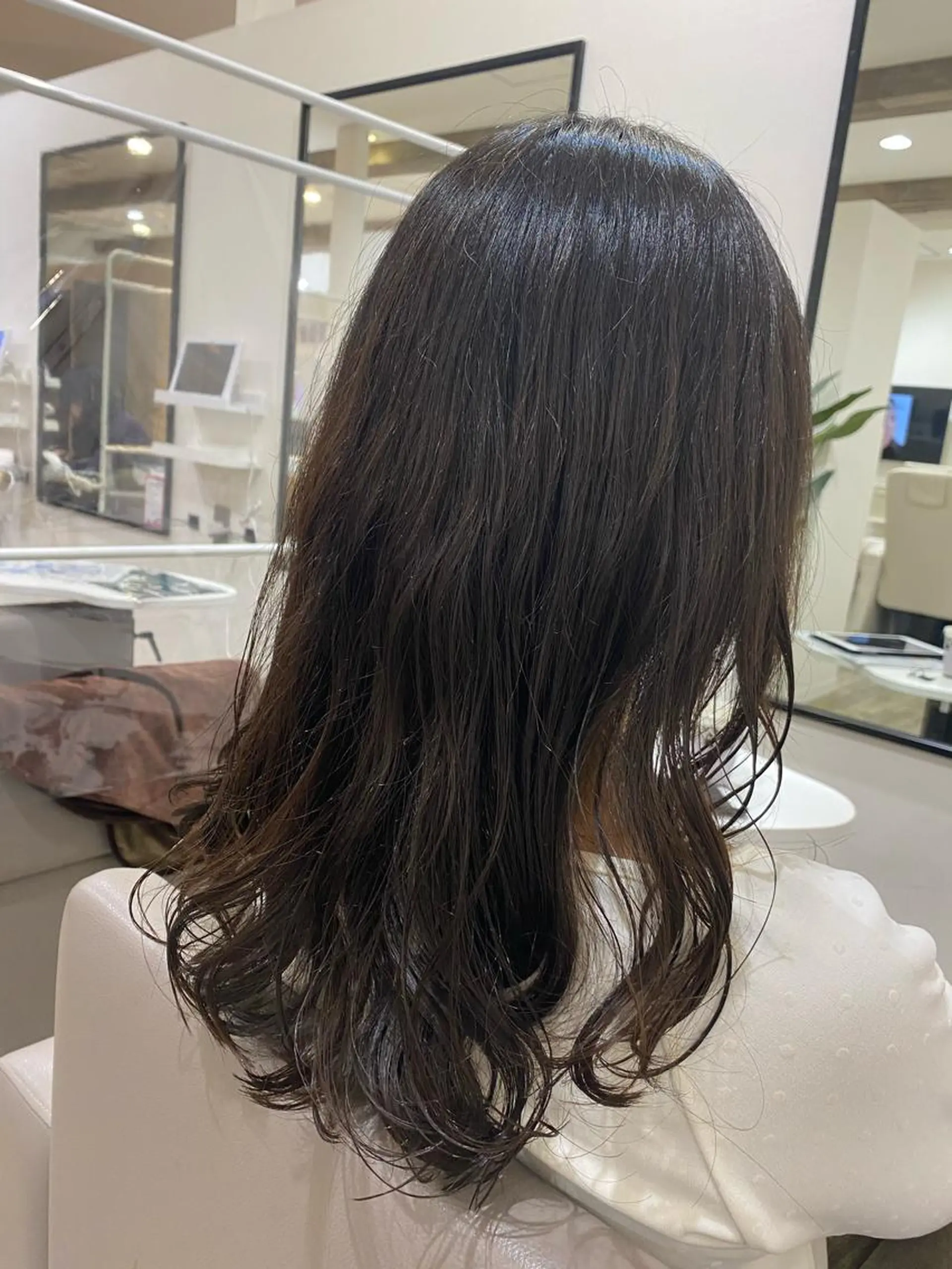 パーマ Ashanti 磯崎のヘアスタイル
