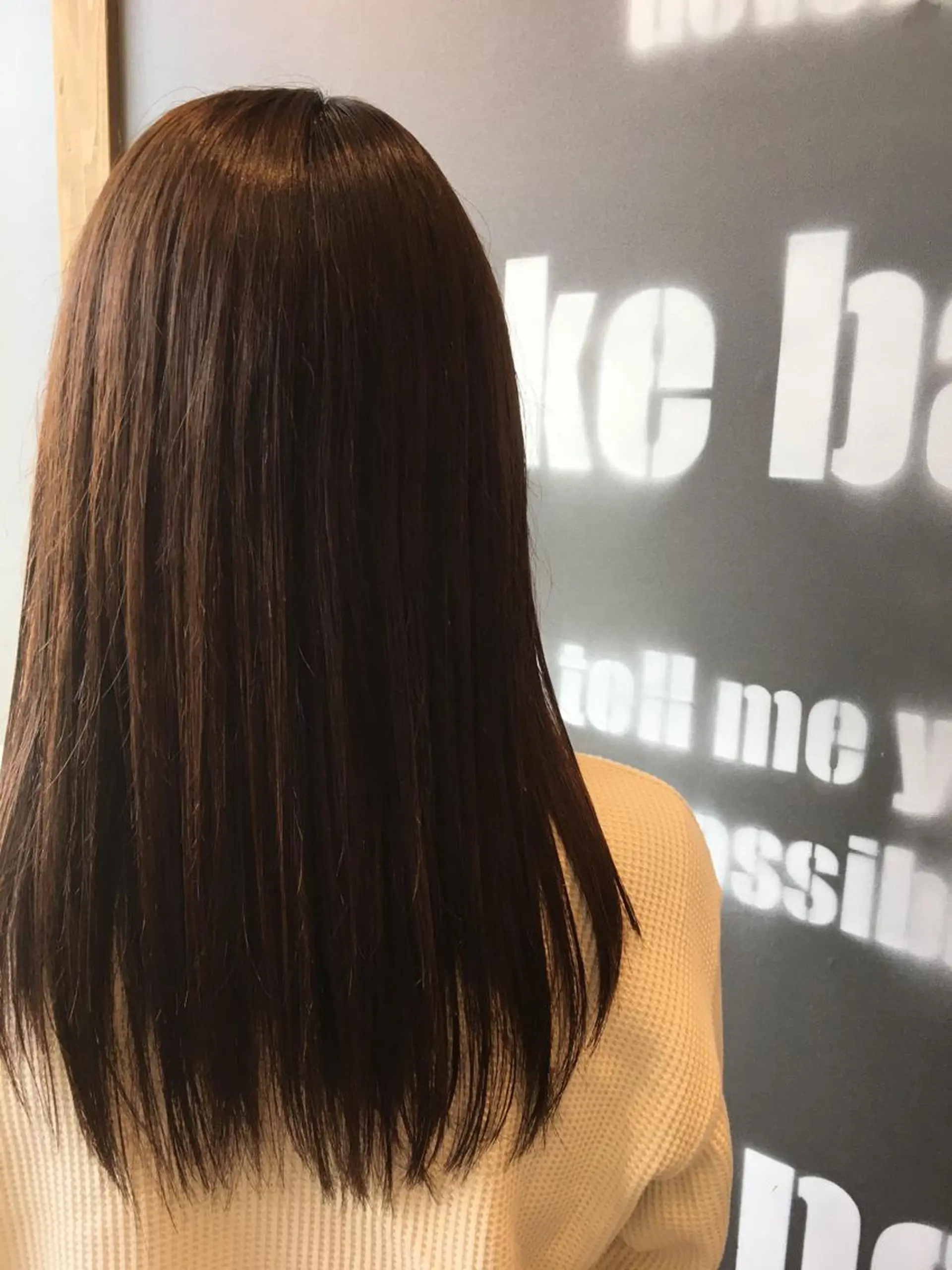 セミロング 土屋 ゆうこのヘアスタイル