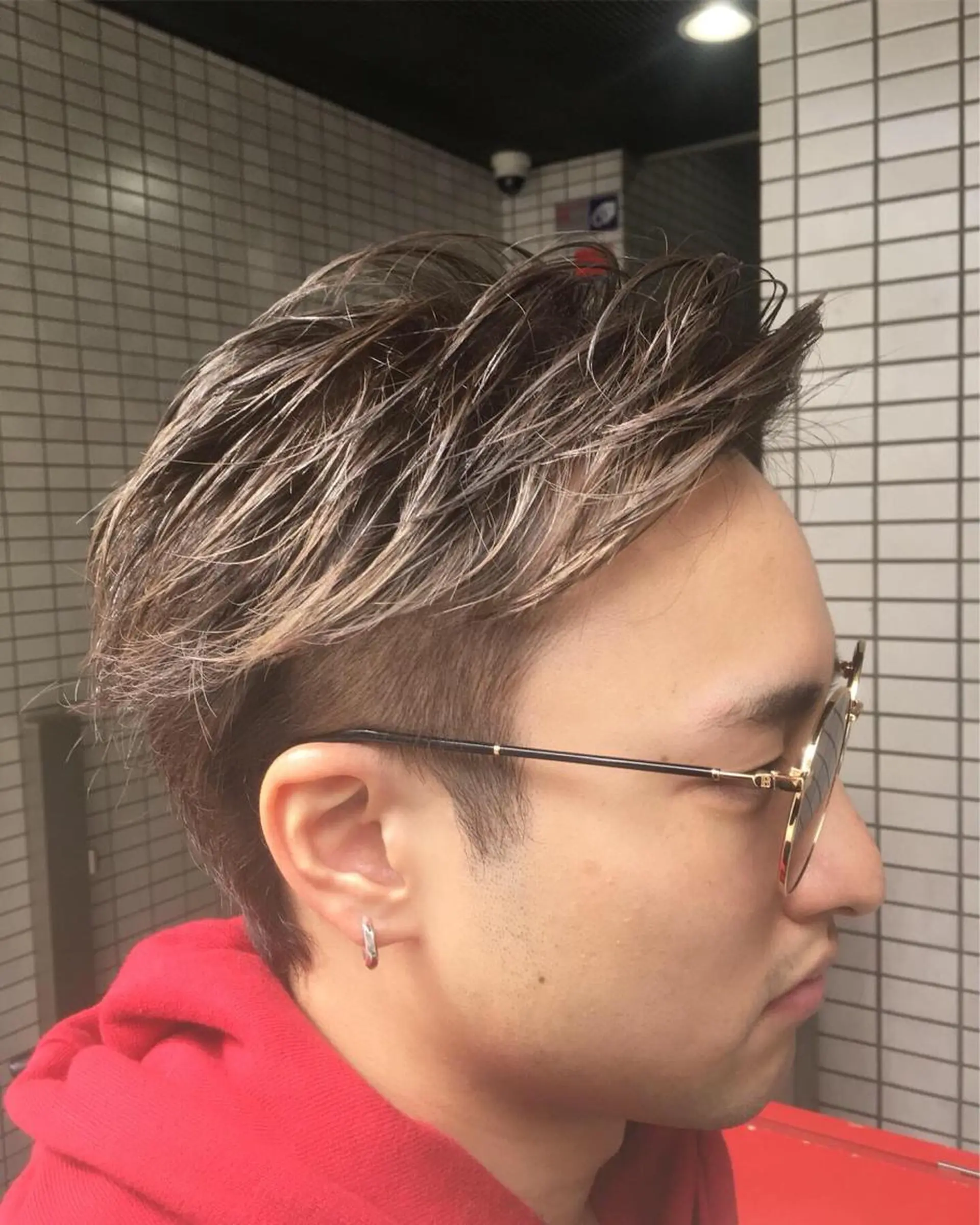ショート カラー 鈴木 英治のヘアスタイル