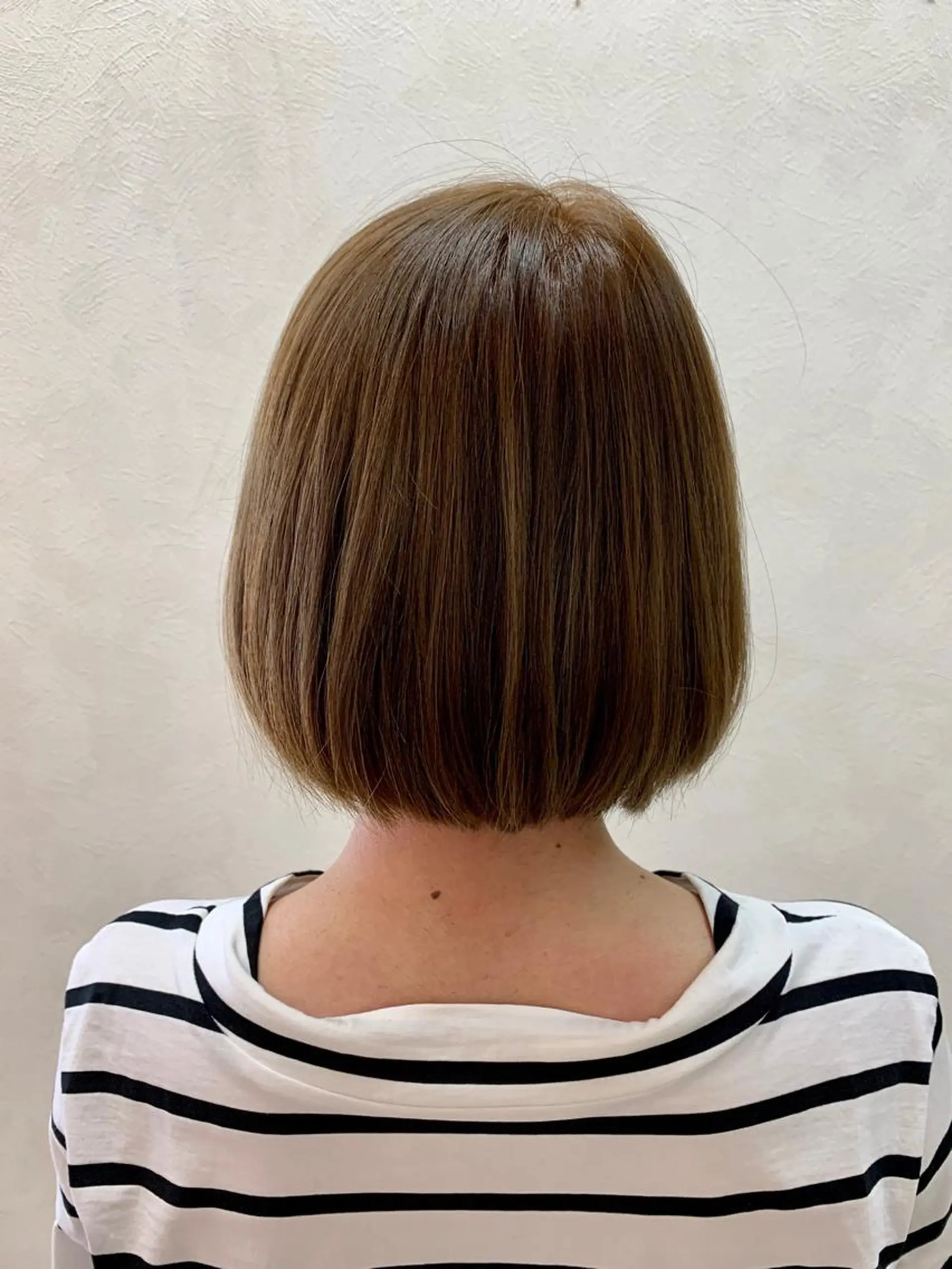 ショート 加藤 遥花のヘアスタイル