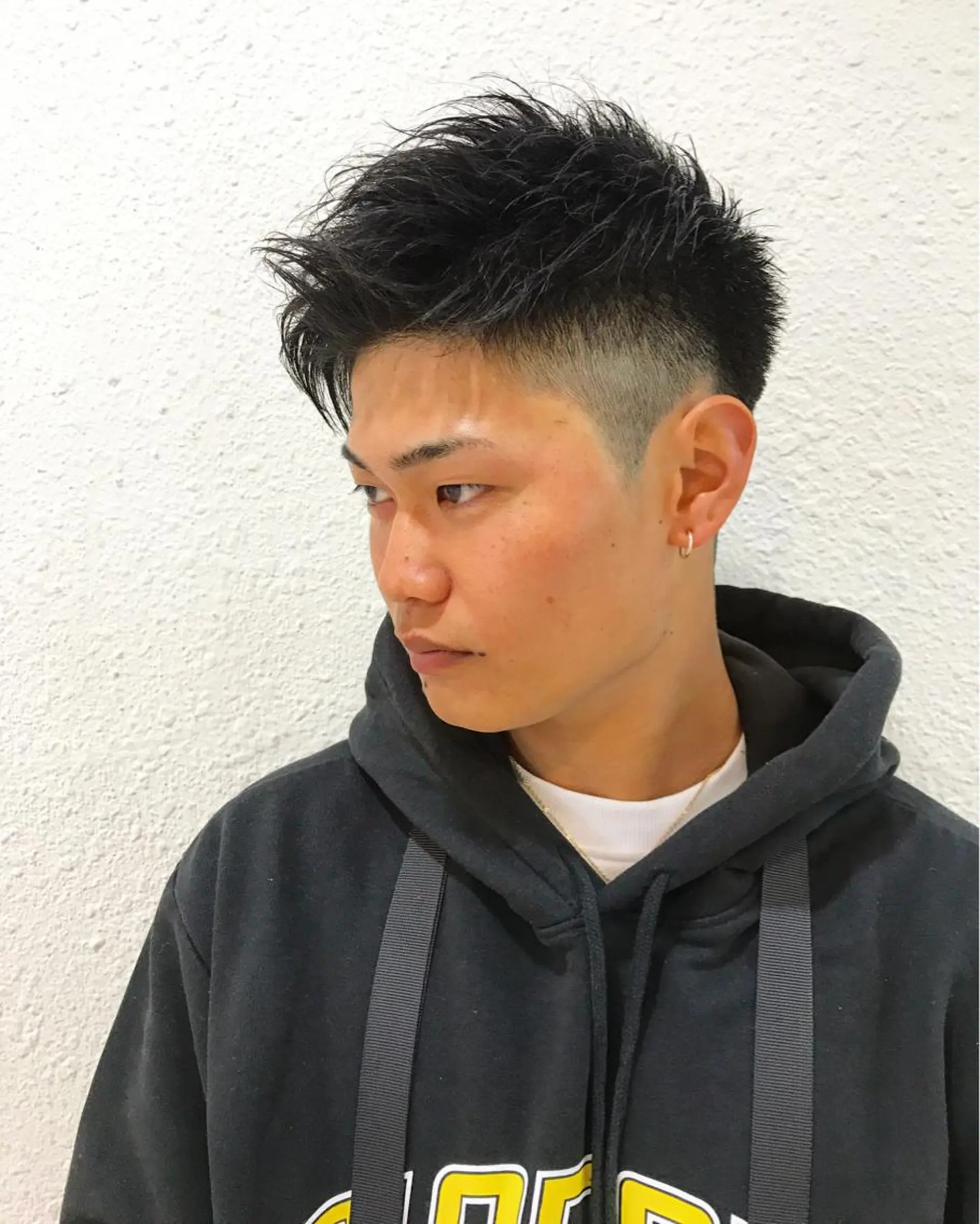 ショート メンズ 刈り上げ カット 🟦メンズパーマ🟦 横浜駅｜小上馬淳司のヘアスタイル