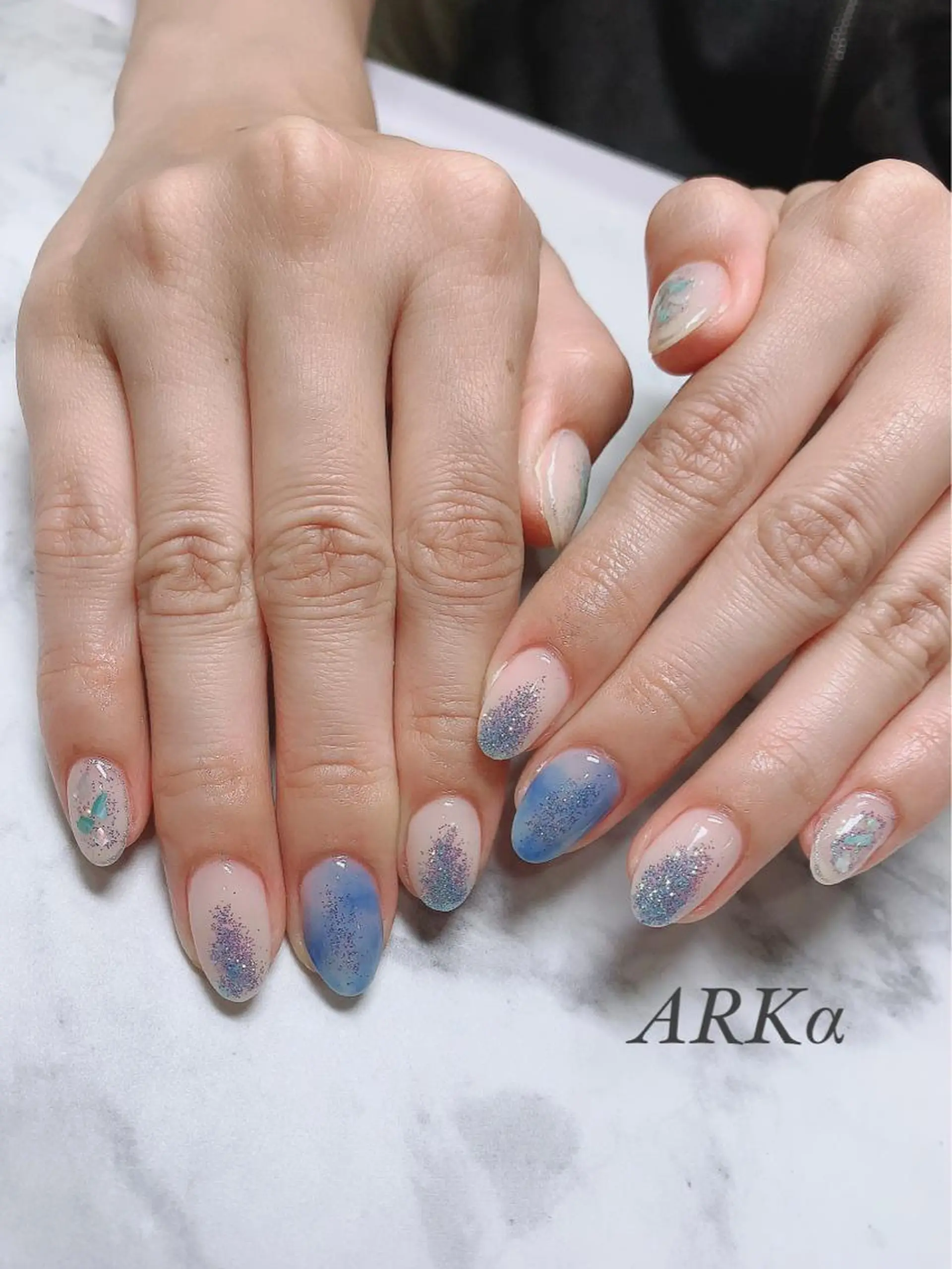 ミディアム ネイル ハンドネイル Nailsalon ARKαのネイルデザイン