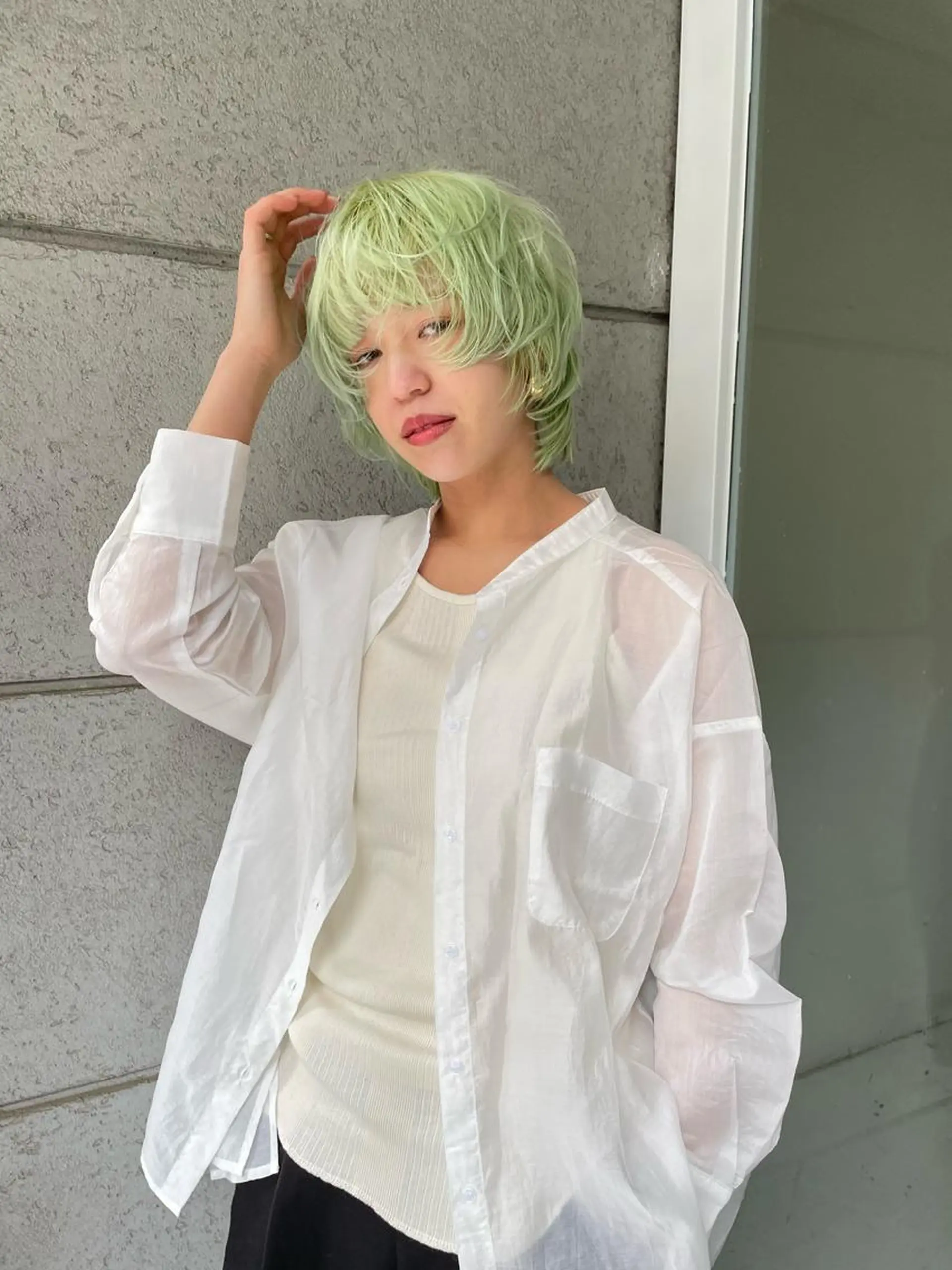 ショート カラー インク 美容院のヘアスタイル