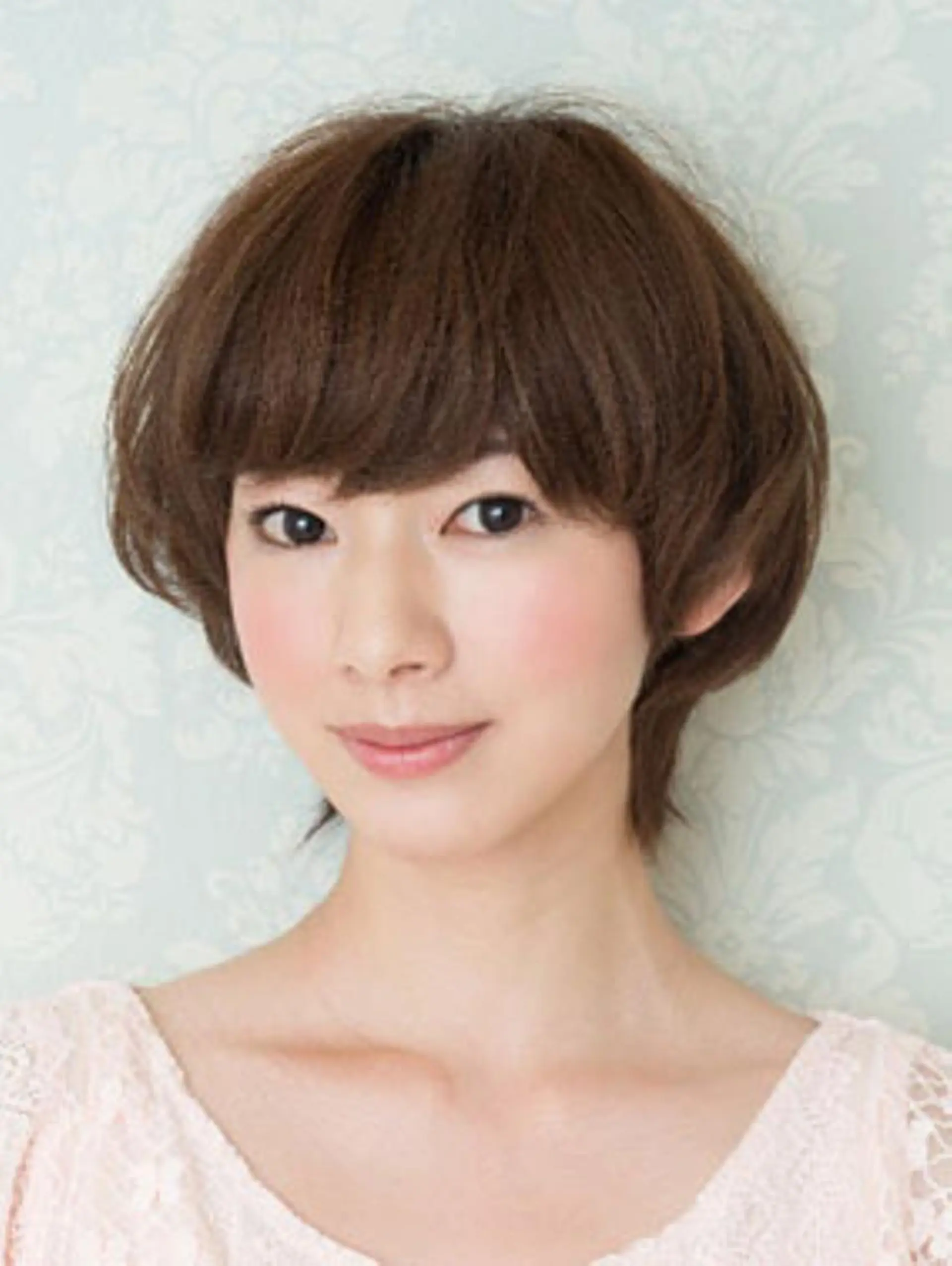 ショート カラー ブラウンカラー マットブラウン ボブ カット ヘアカラー 山田 周のヘアスタイル