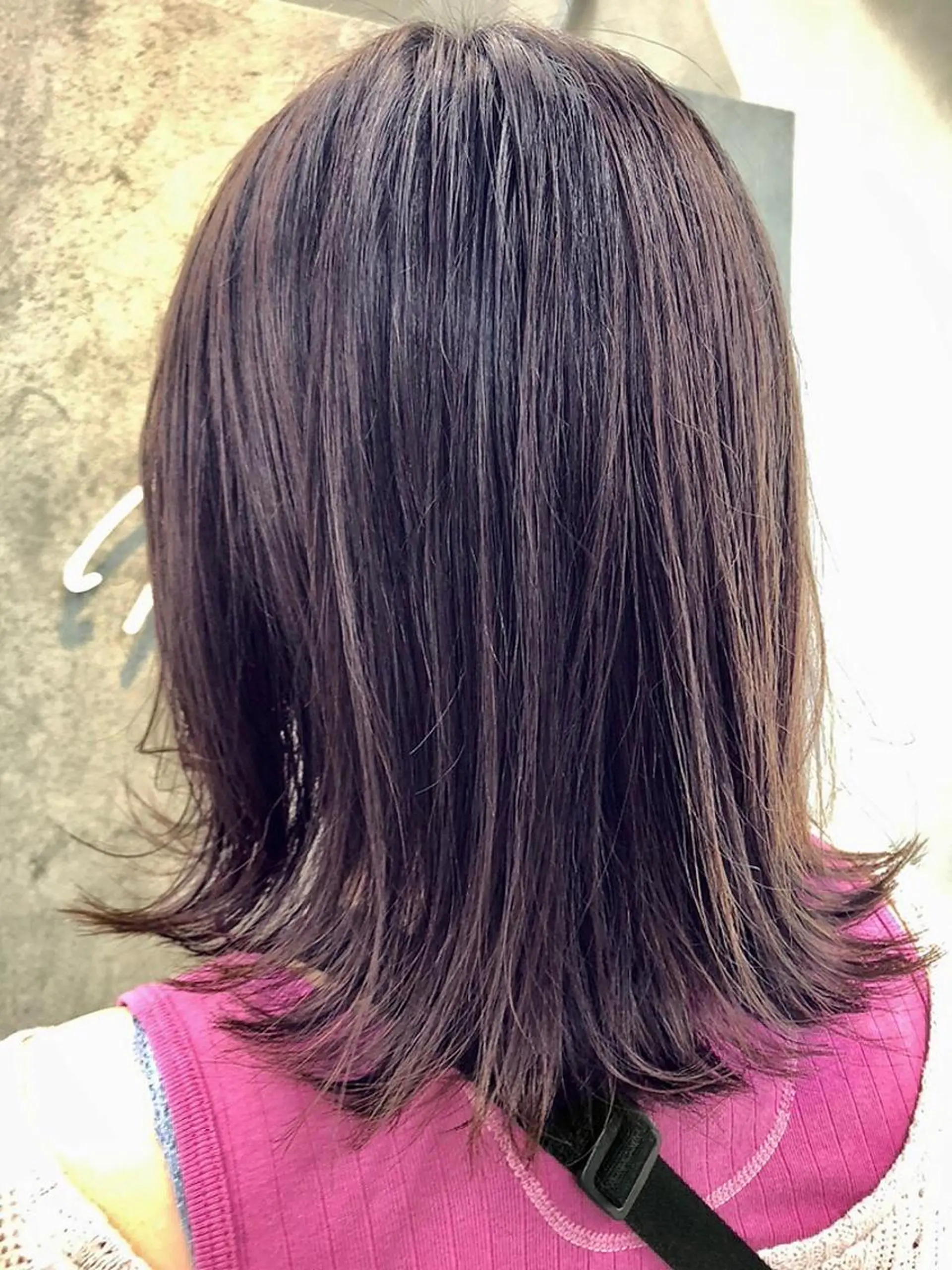 ミディアム 外ハネヘア Noyヨシモト ヒロトのヘアスタイル