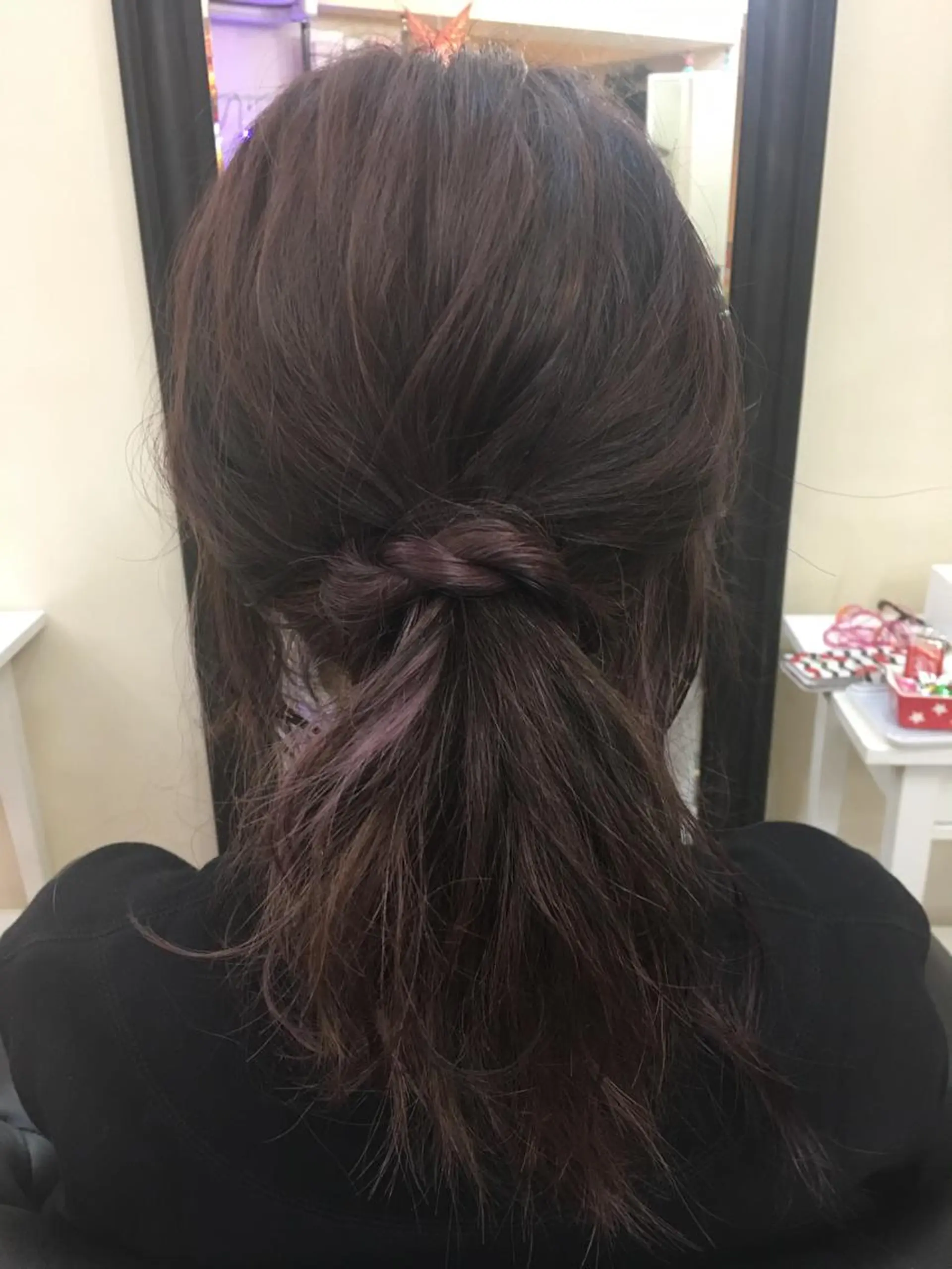 ミディアム パーマ ヘアアレンジ ハイライト 鶴見 和美のヘアスタイル