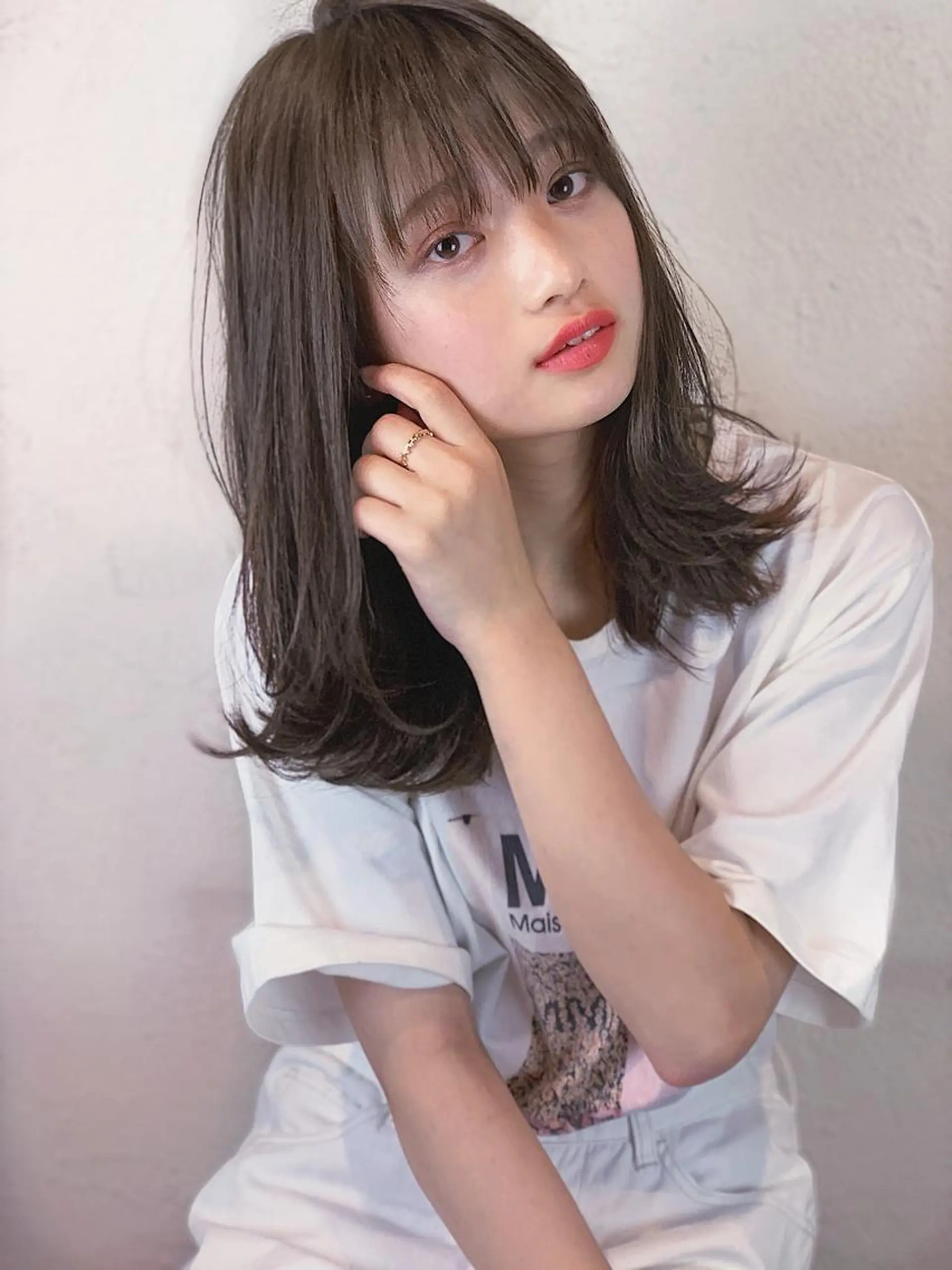 セミロング カラー カット ヘアカラー トリートメント WISTERIA KAORUのヘアスタイル