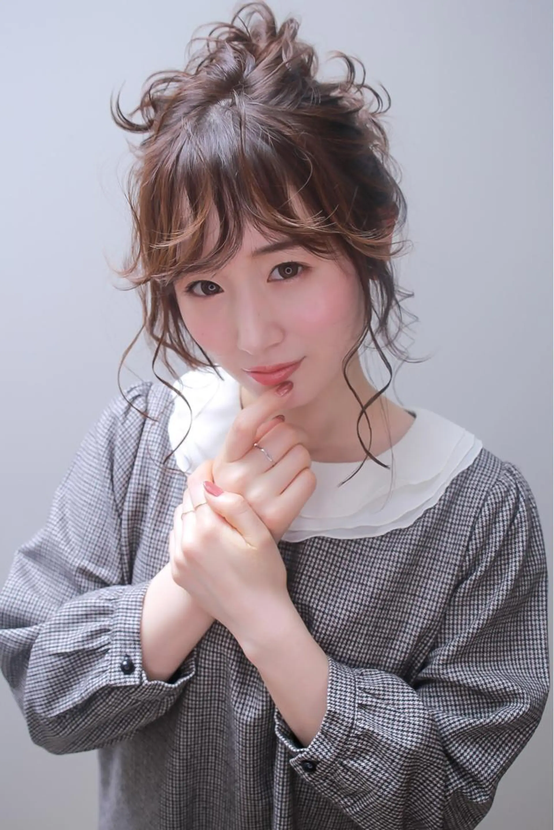 セミロング カラー ヘアアレンジ 伊藤 裕貴のヘアスタイル