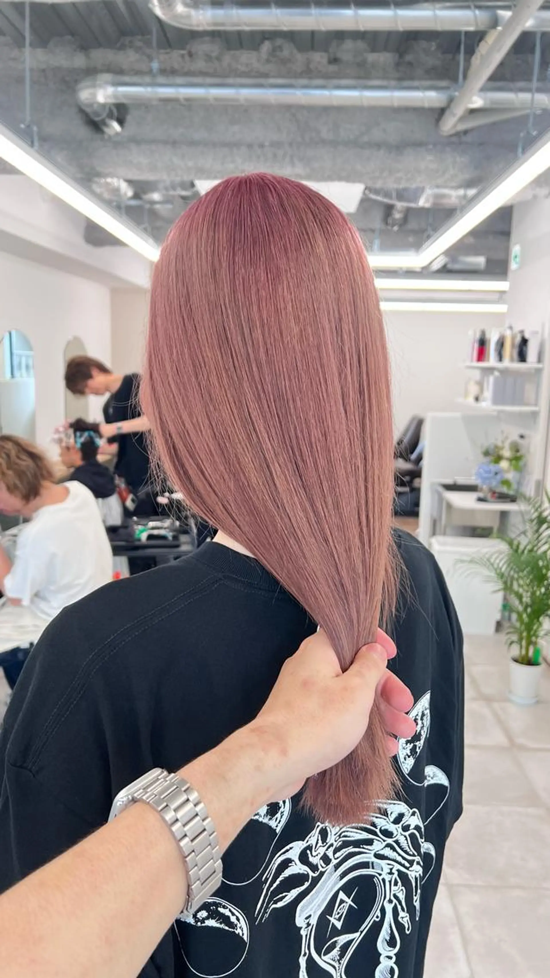 ロング カラー カット ヘアカラー トリートメント 赤みゼロ/透明感 カラー🌿KANTAのヘアスタイル