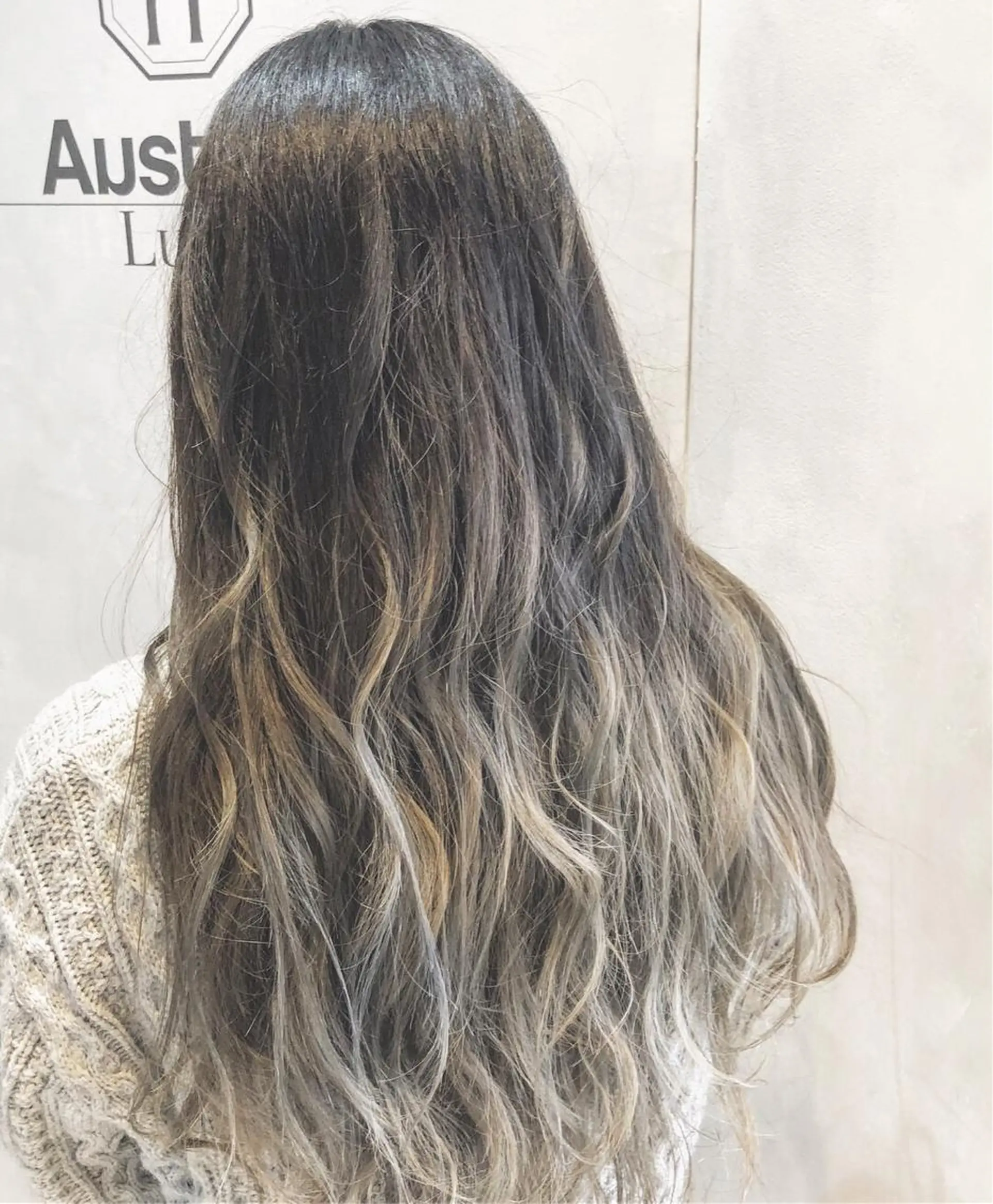 ロング カラー アディクシーカラー グラデーションカラー ハイライトカラー イルミナカラー 外国人風カラー 綺麗な髪質にしたい方 限定🌈清水　祥のヘアスタイル